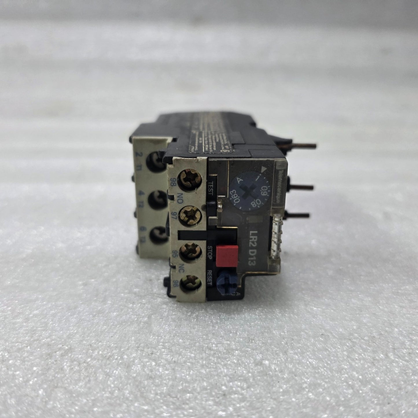 TELEMECANIQUE LR2 D13 THERMAL OVERLOAD RELAY – ADJUSTABLE 0.63–1 A, CLASS 10
