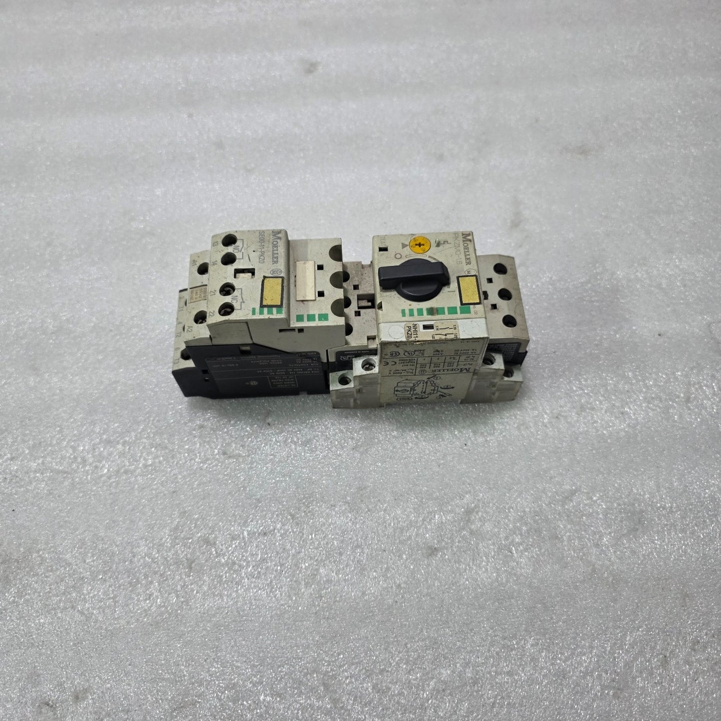 MOELLER PKZM0-16 MOTOR MANUAL STARTER 10-16A W/ SE00-11-PKZ0 CONTACTOR & NHI11-P