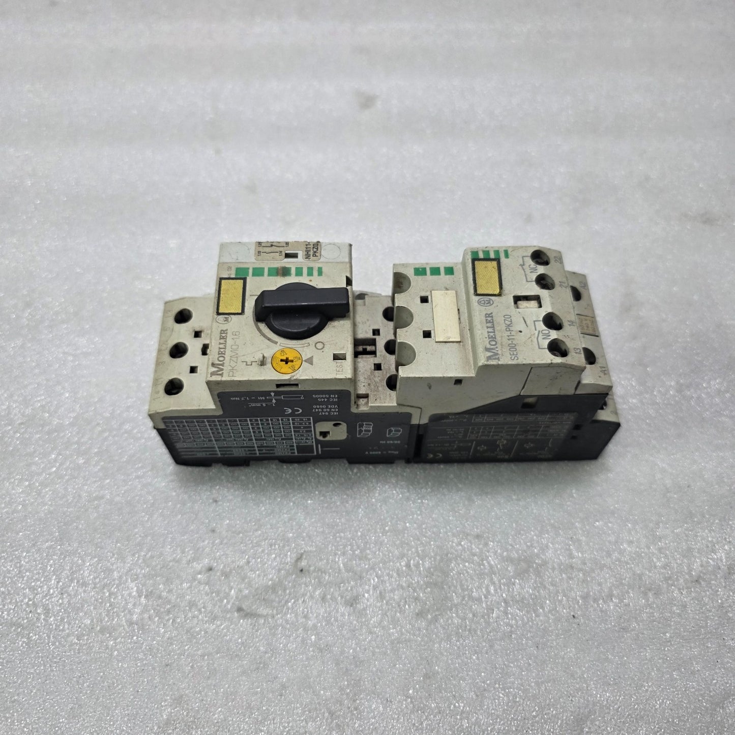 MOELLER PKZM0-16 MOTOR MANUAL STARTER 10-16A W/ SE00-11-PKZ0 CONTACTOR & NHI11-P
