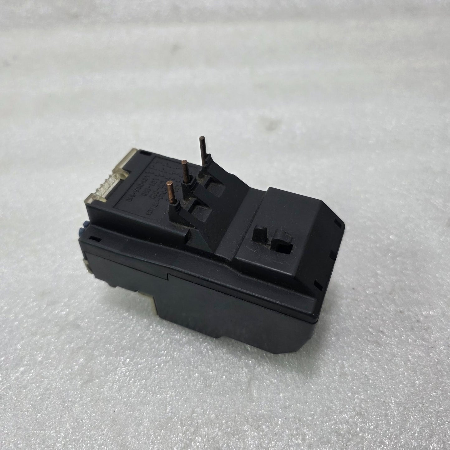 TELEMECANIQUE LR2 D13 THERMAL OVERLOAD RELAY – ADJUSTABLE 0.63–1 A, CLASS 10