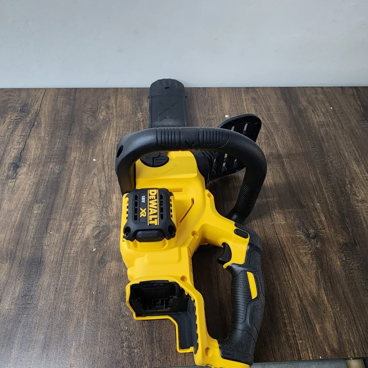 Dewalt DCM565N-XJ Chainsaw DCM565 WITHOUT BATTERY AND CHARGER