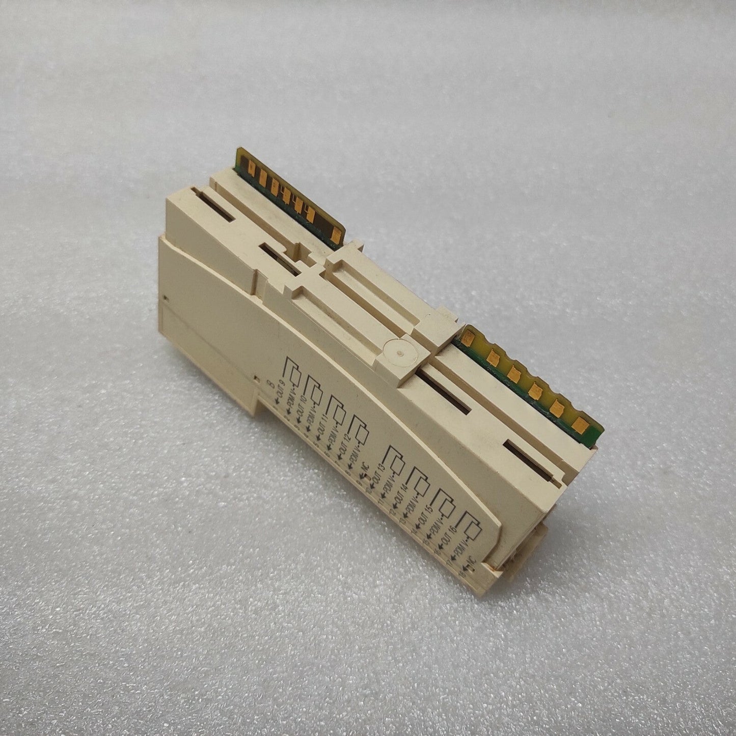 SE STB DDO3705 DIGITAL OUTPUT MODULE DDO3705