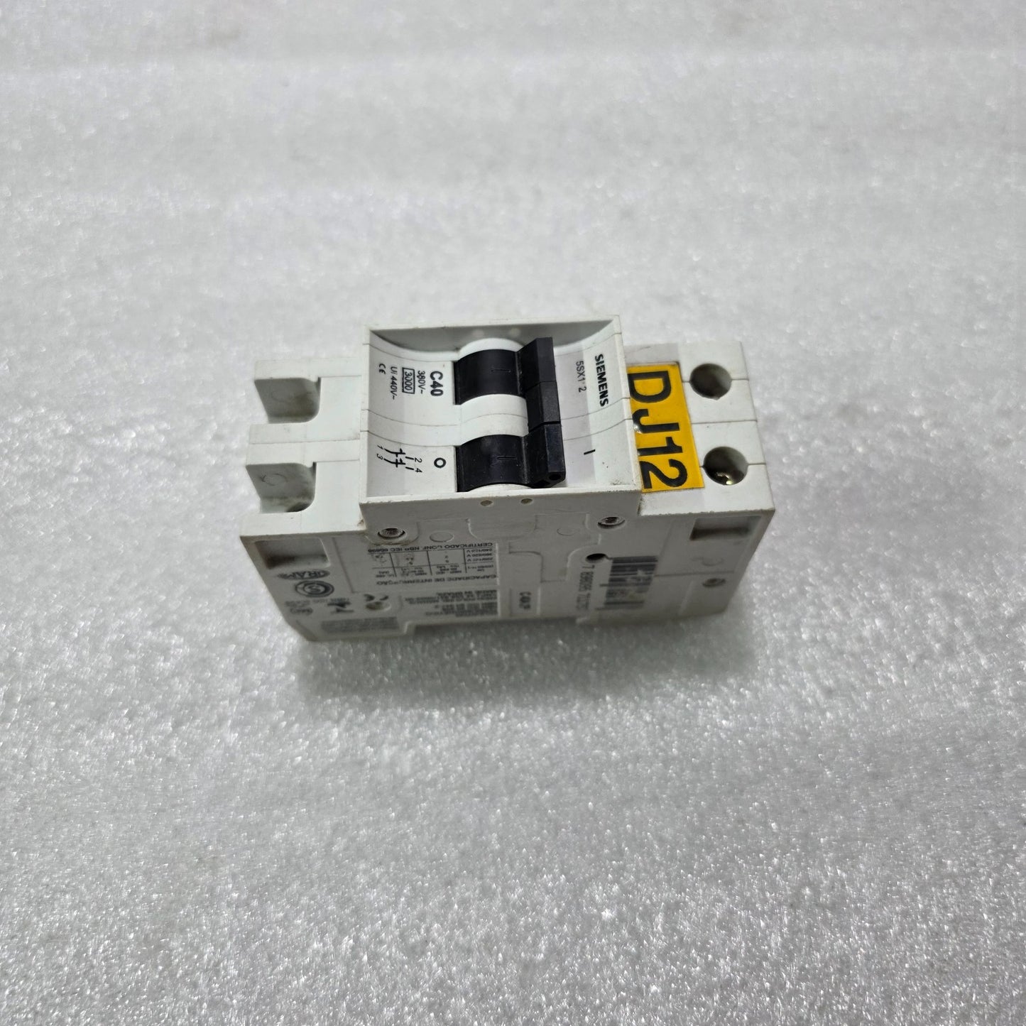 SIEMENS 5SX12 40A 2-POLE TYPE C MCB 380V 440V 3kA INDUSTRIAL CIRCUIT BREAKER
