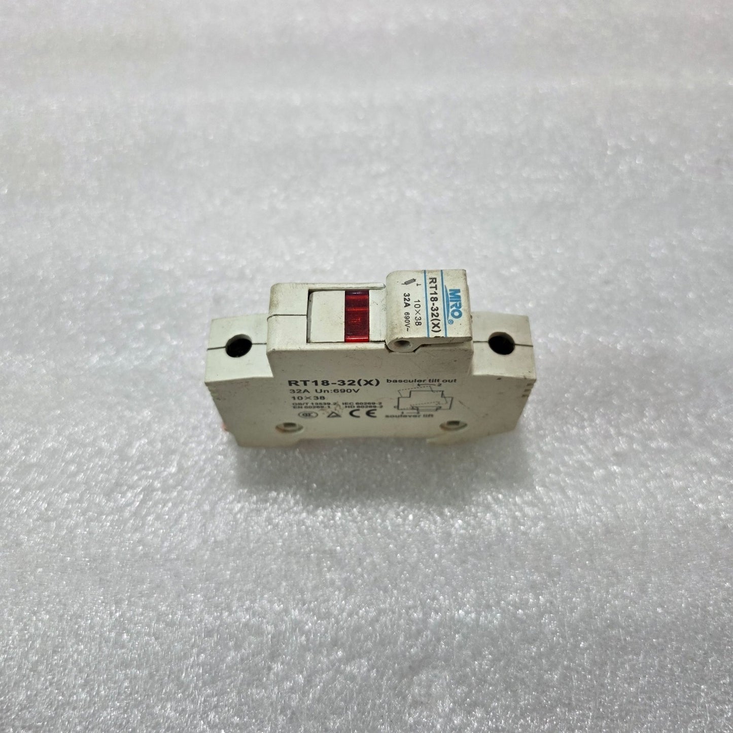 MRO RT18-32(X) 32A 1-POLE DIN RAIL FUSE HOLDER WITH INDICATOR 690V 10x38mm INDUS