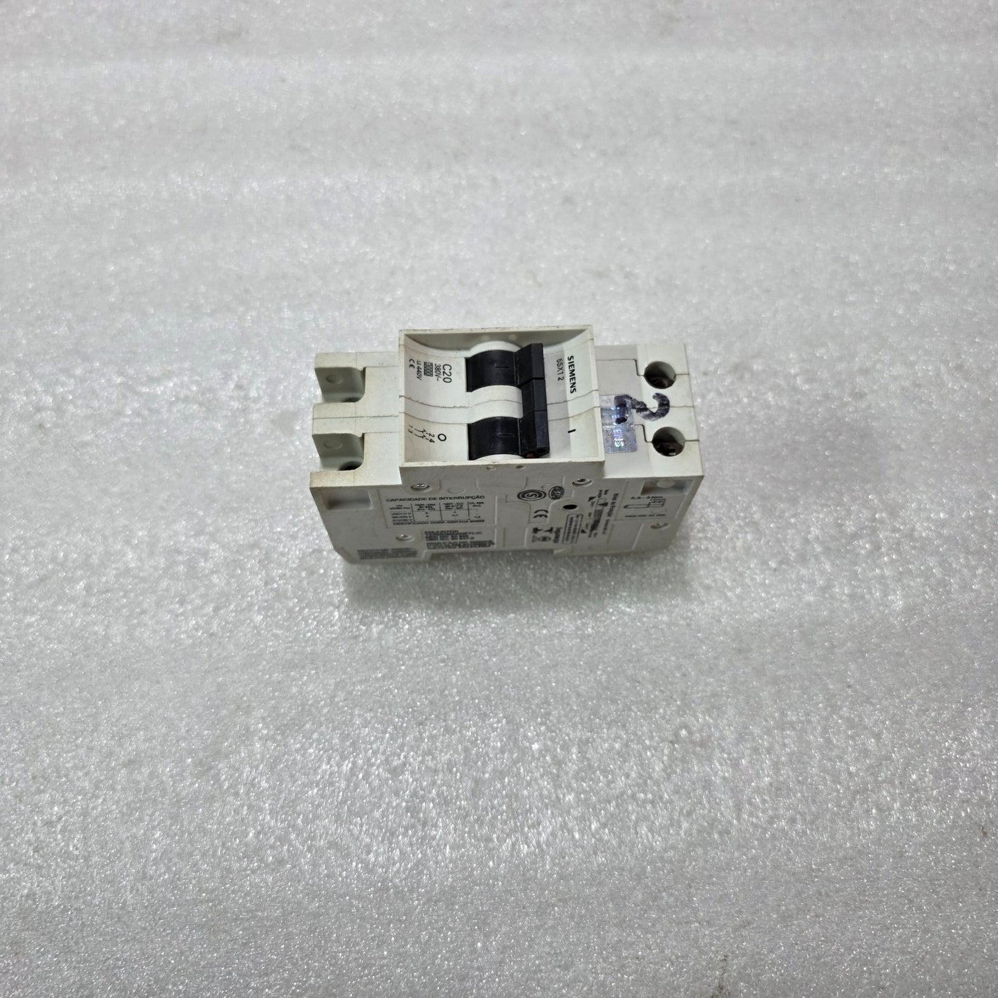 SIEMENS 5SX12 20A 2-POLE TYPE C MCB 380V 440V 3kA INDUSTRIAL CIRCUIT BREAKER