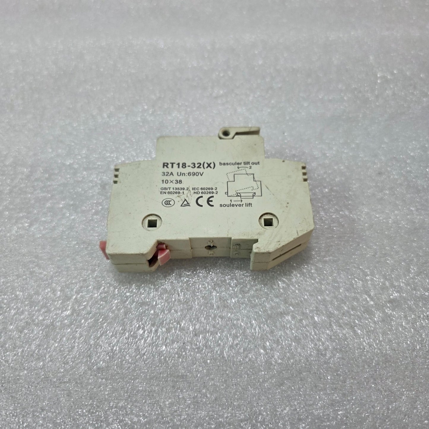 MRO RT18-32(X) 32A 1-POLE DIN RAIL FUSE HOLDER WITH INDICATOR 690V 10x38mm INDUS