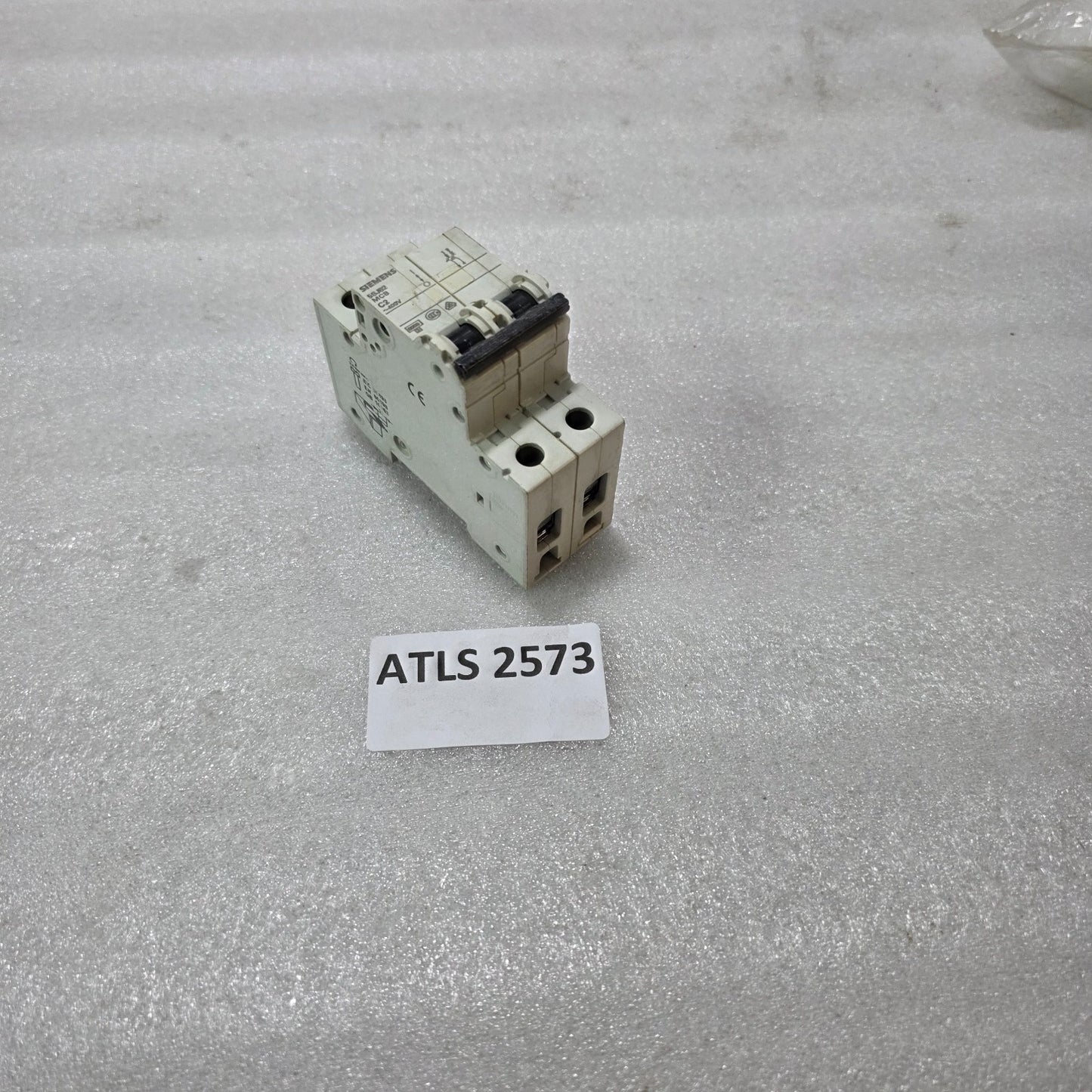 SIEMENS 5SJ62 2A 2-POLE TYPE C MCB 400V 6kA INDUSTRIAL CIRCUIT BREAKER