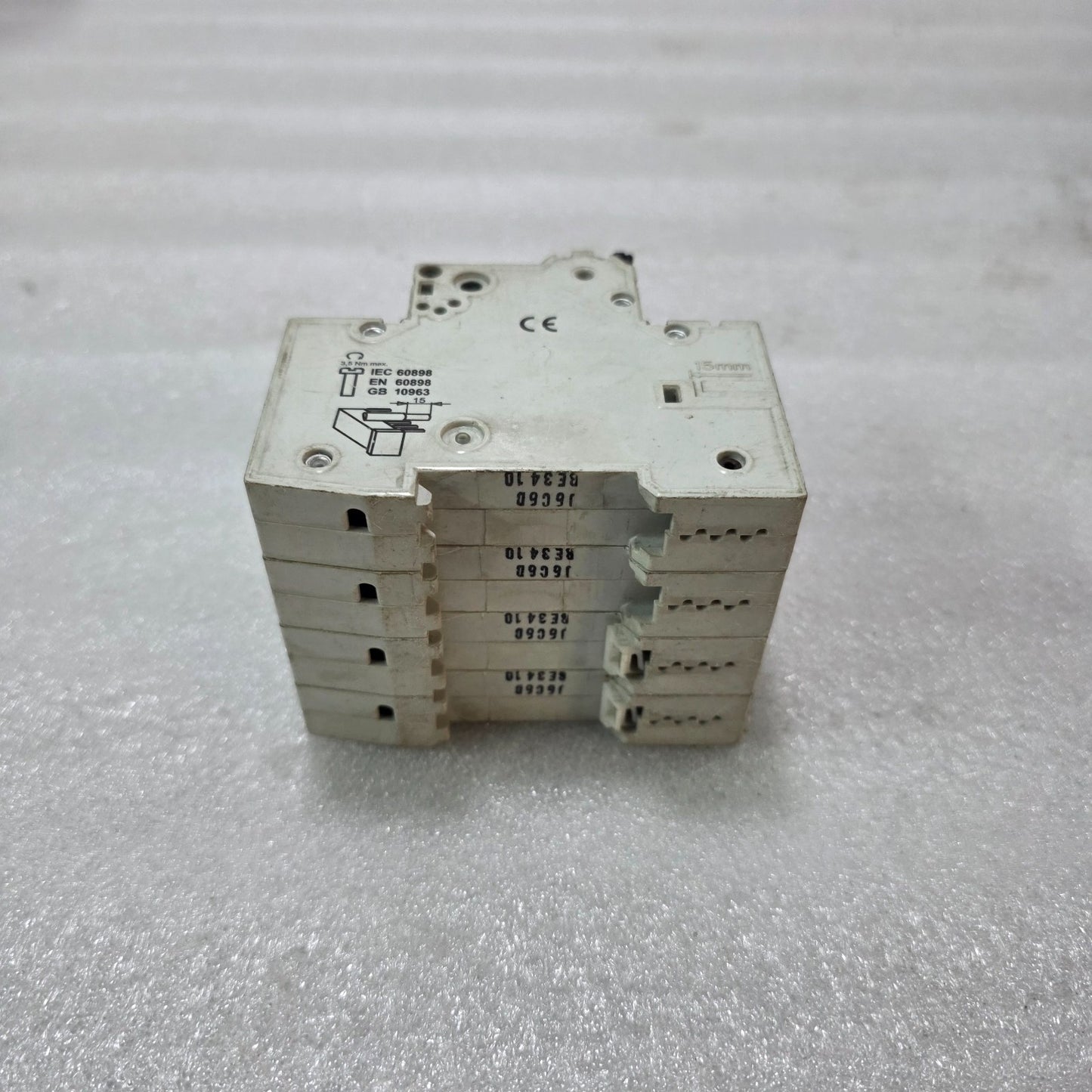 SIEMENS 5SJ64 6A 4-POLE TYPE C MCB 400V 6kA INDUSTRIAL CIRCUIT BREAKER