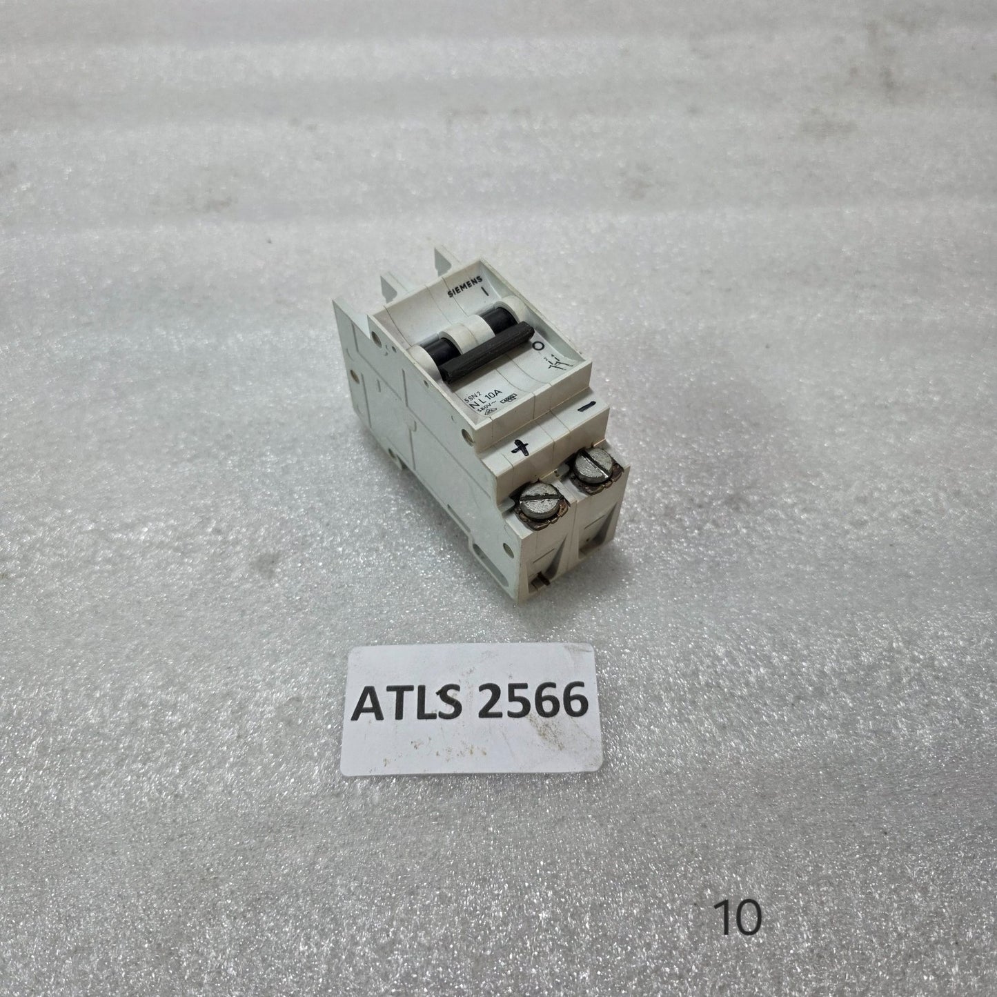 SIEMENS 5SN2 10A 1P+N MINIATURE CIRCUIT BREAKER MCB 380V 6kA INDUSTRIAL
