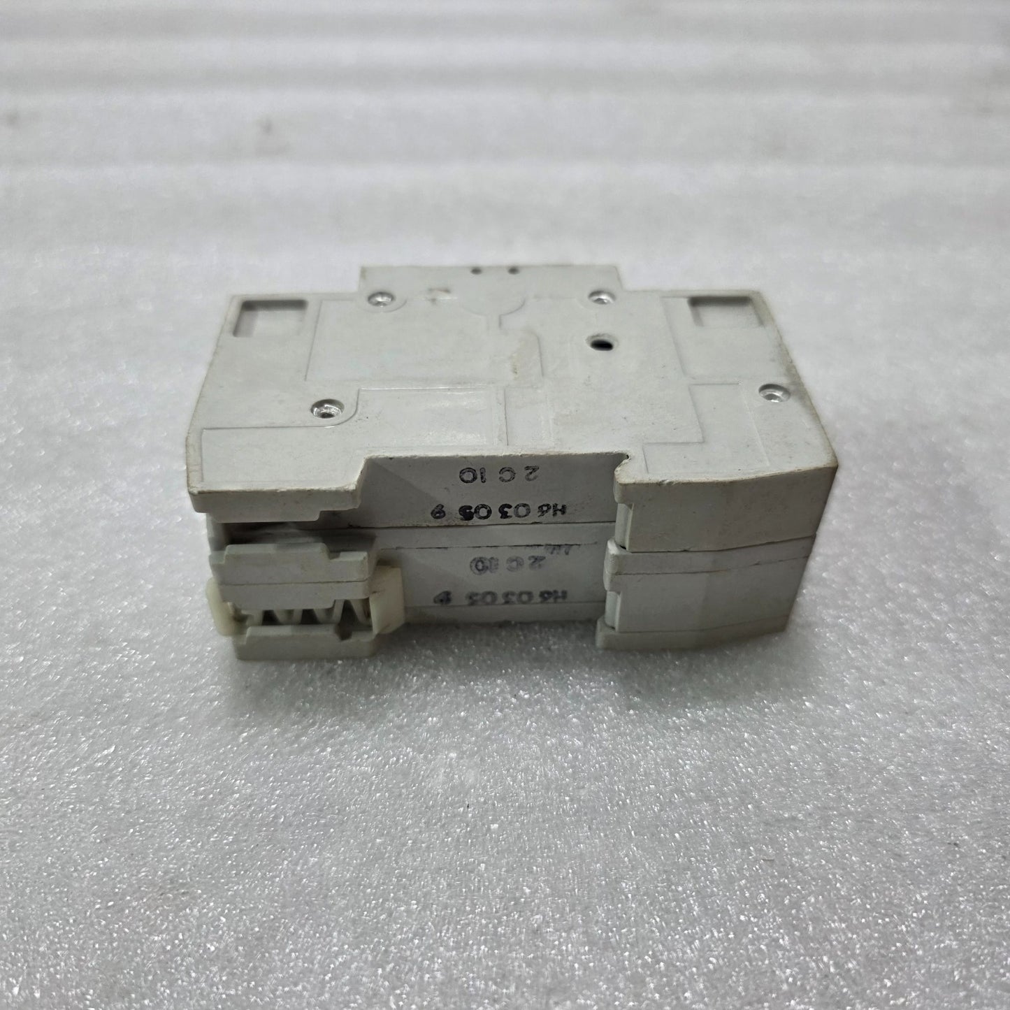 SIEMENS 5SQ22 10A 2-POLE TYPE C MCB 240V 415V 3kA INDUSTRIAL CIRCUIT BREAKER