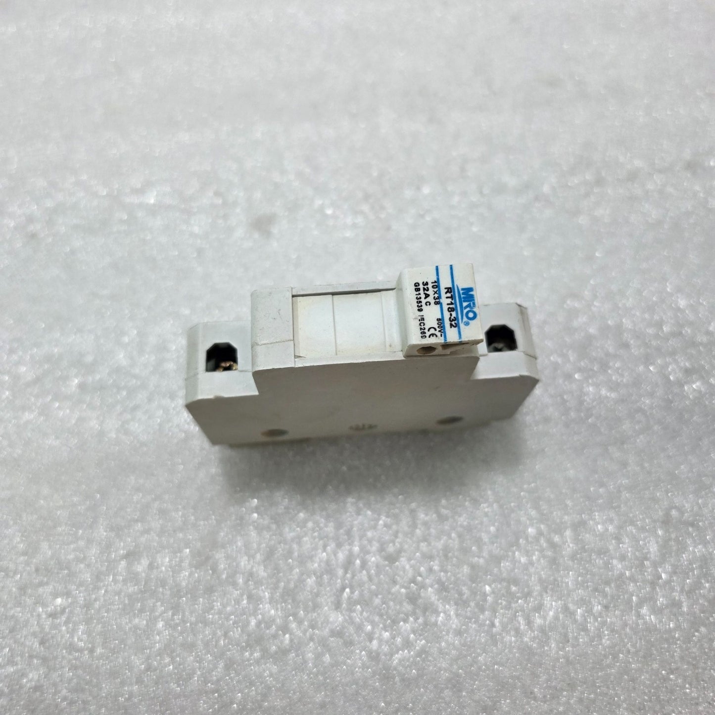 MRO RT18-32 32A 1-POLE DIN RAIL FUSE HOLDER 800V 10x38mm IEC269 INDUSTRIAL