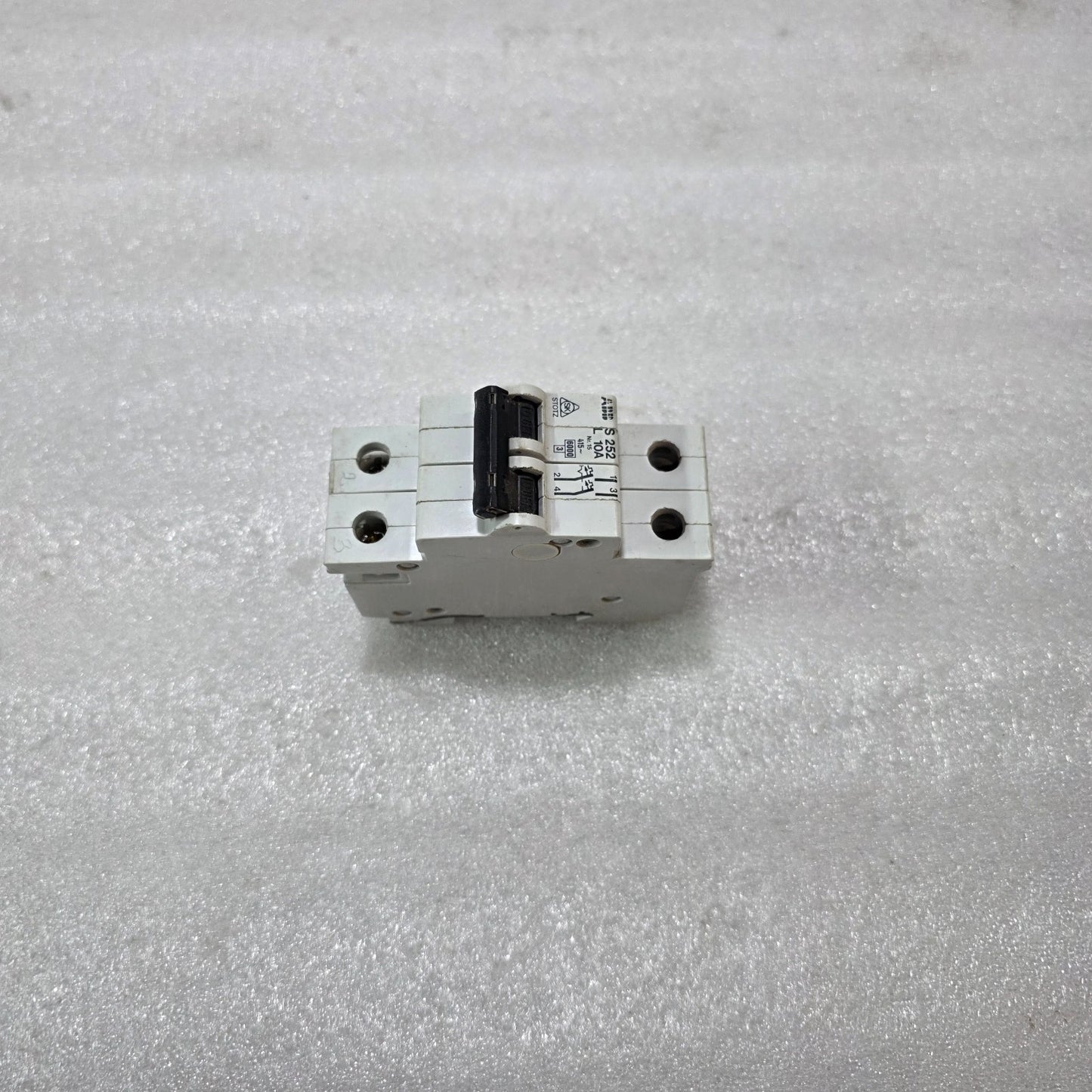 ABB STOTZ-KONTAKT S252-L10 10A 2-POLE TYPE L MCB 415V 6kA INDUSTRIAL CIRCUIT BRE