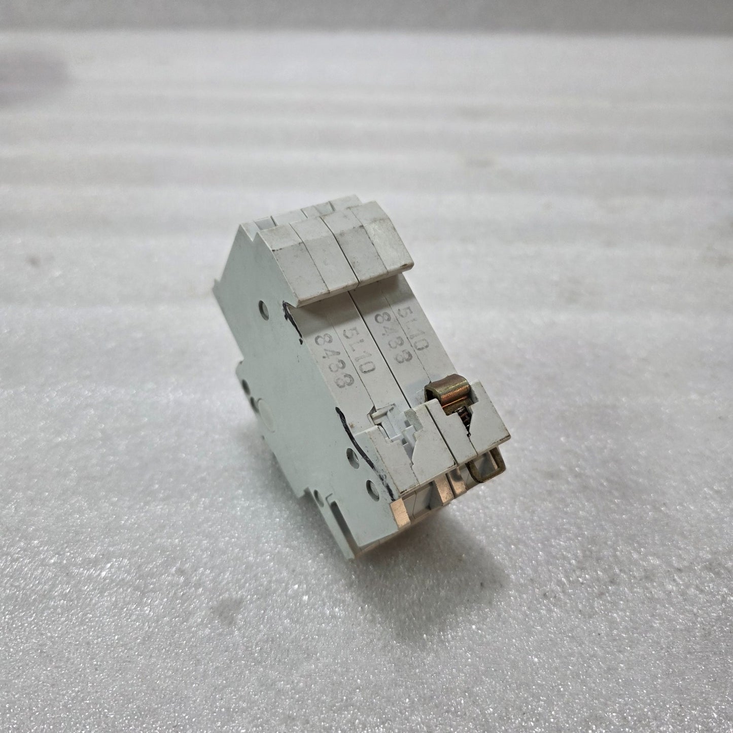 ABB STOTZ-KONTAKT S252-L10 10A 2-POLE TYPE L MCB 415V 6kA INDUSTRIAL CIRCUIT BRE