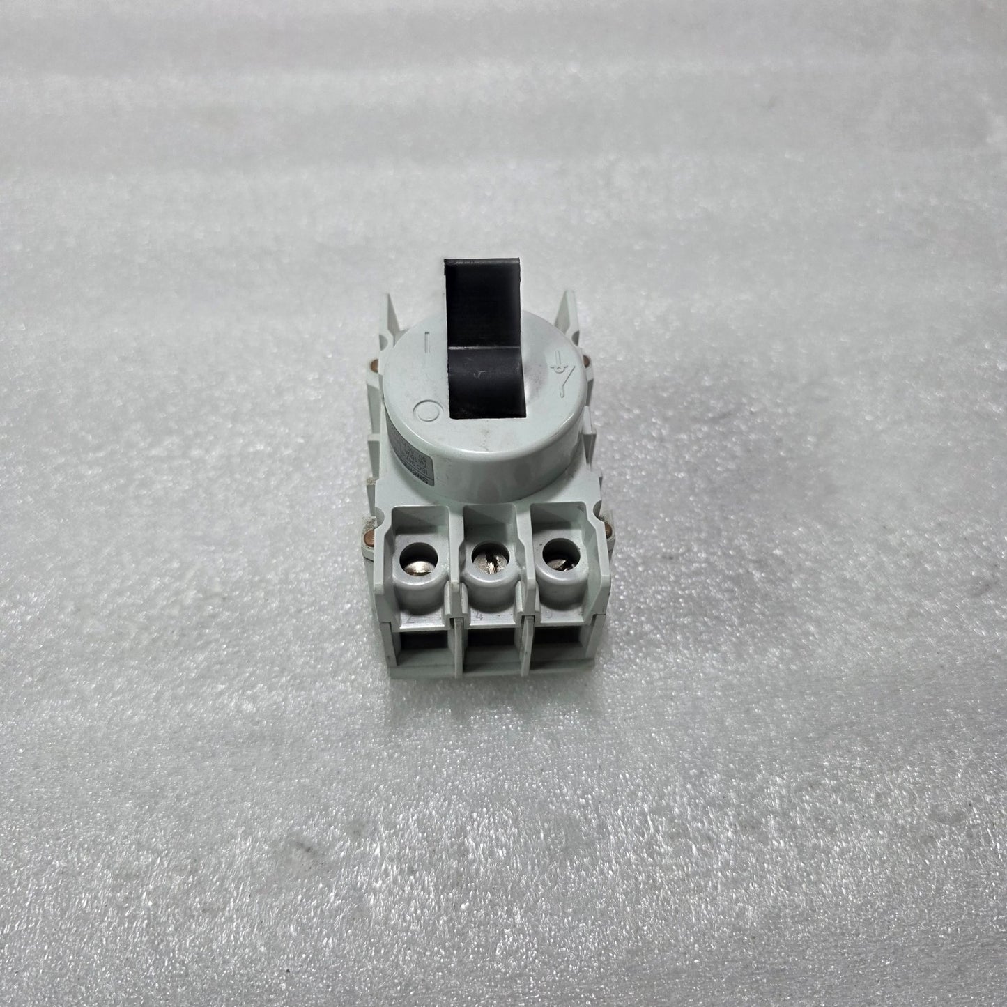 STRÖMBERG OETL 80C1 3P 100A 500V ROTARY LOAD BREAK SWITCH DISCONNECTOR IEC947-3