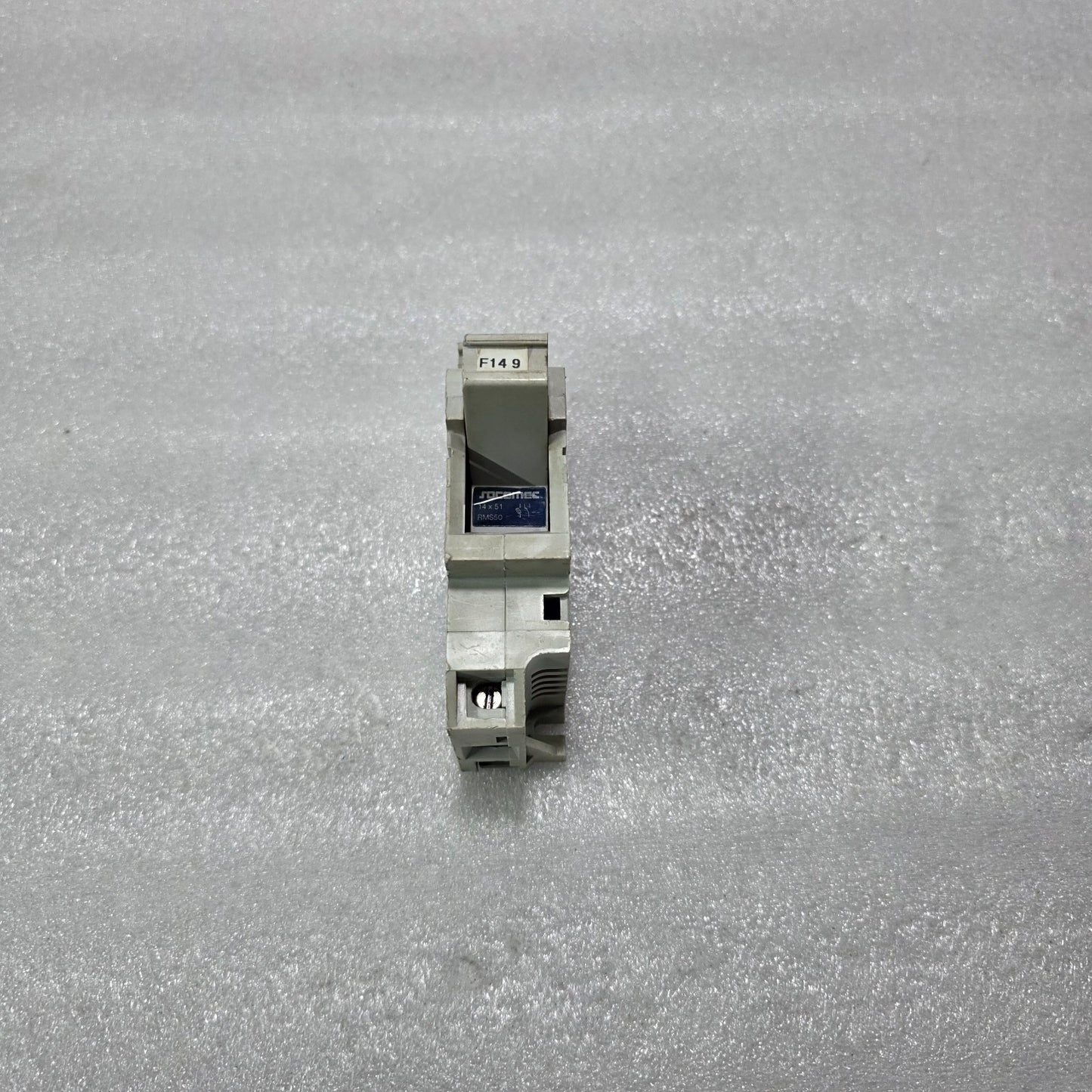 SOCOMEC RMS50 1P 50A 690V 14X51MM FUSE SWITCH DISCONNECTOR DIN RAIL