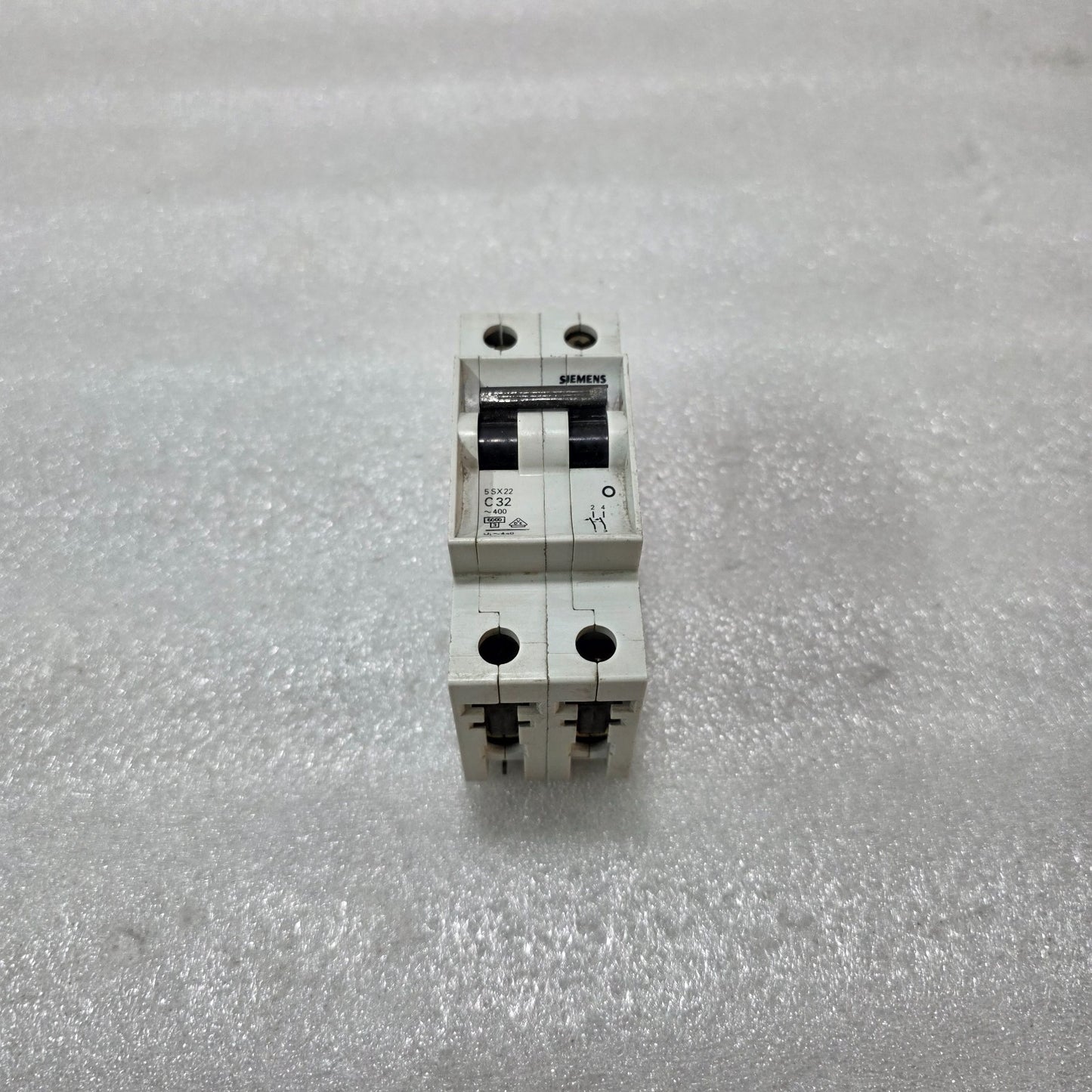 SIEMENS 5SX22 2P 32A CURVE C 400V 6KA MCB CIRCUIT BREAKER