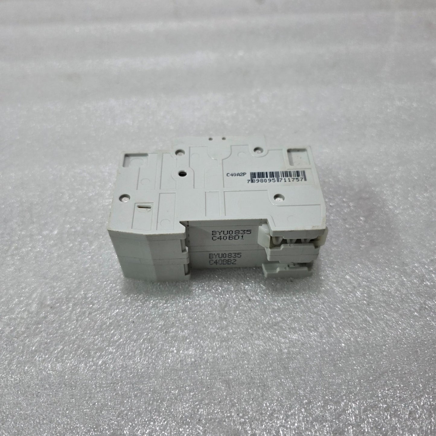 SIEMENS 5SX12 C40 2P 40A TYPE C 380V 3KA MCB MINIATURE CIRCUIT BREAKER