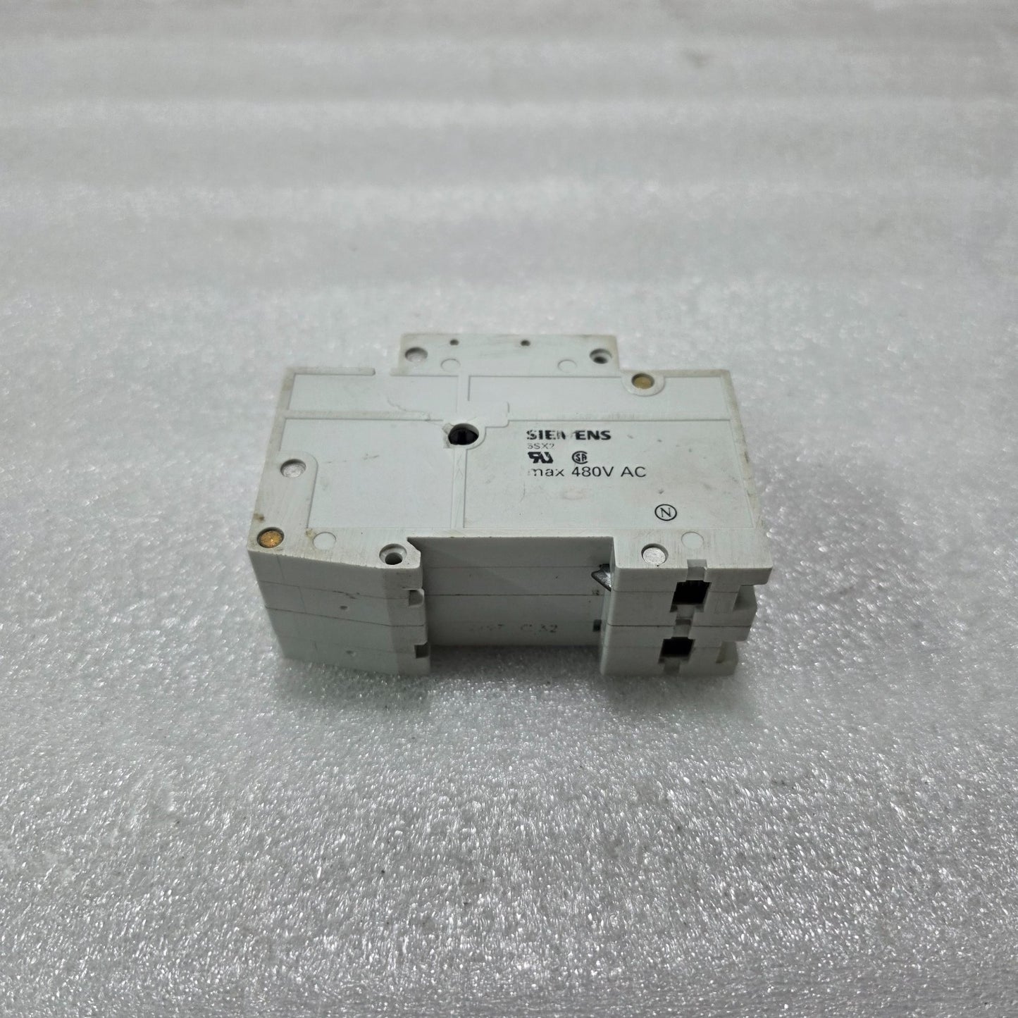 SIEMENS 5SX22 C32 2P 32A TYPE C 400V 6KA MCB MINIATURE CIRCUIT BREAKER