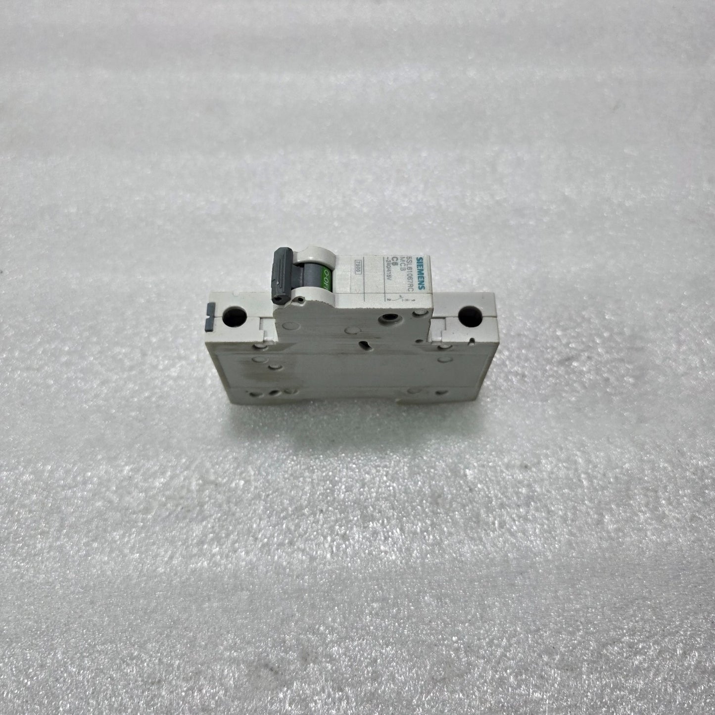 SIEMENS 5SL6106-7RC 1P 6A CURVE C 230/415V 7.5KA MCB CIRCUIT BREAKER