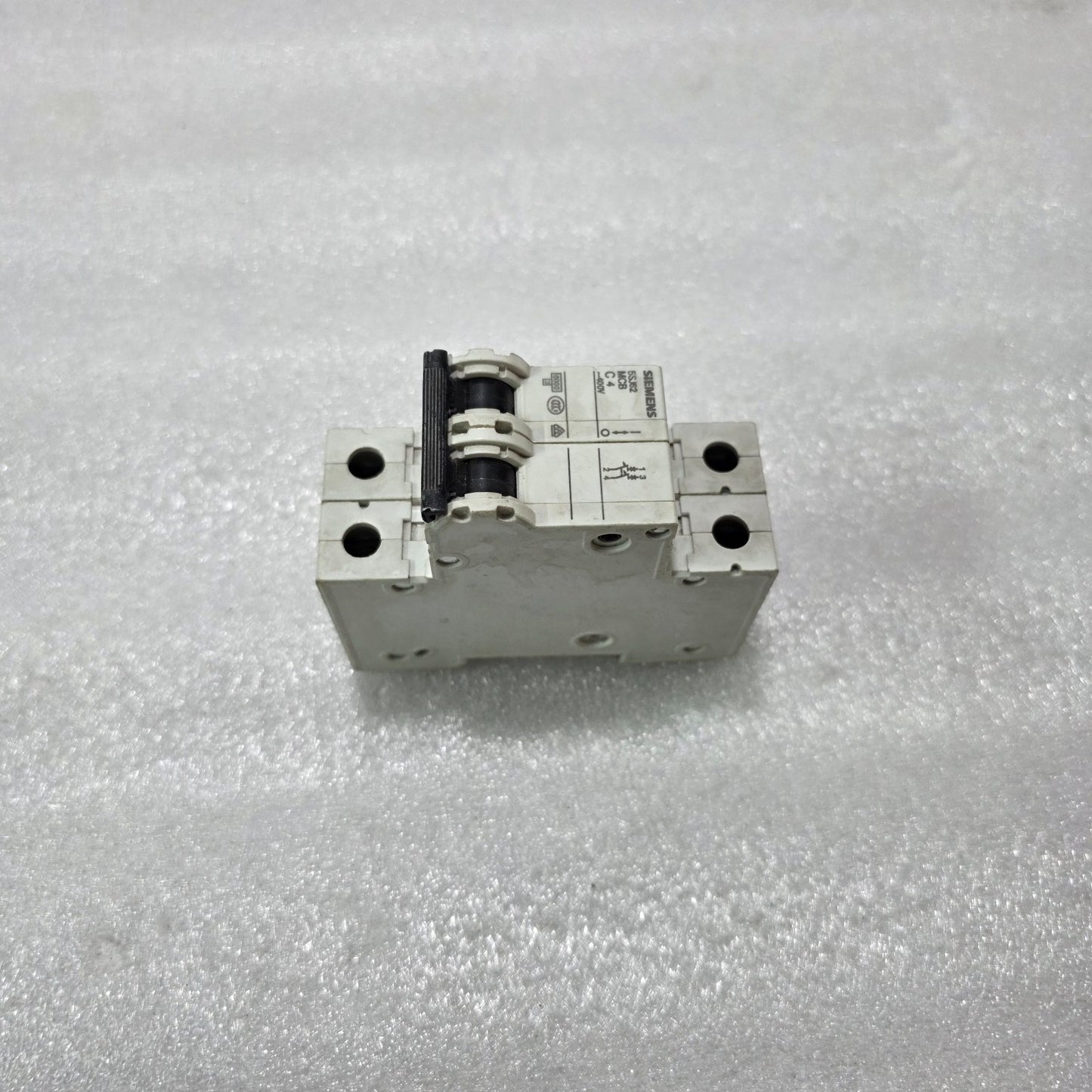 SIEMENS 5SJ62 C4 2P 4A TYPE C 400V 6KA MCB MINIATURE CIRCUIT BREAKER