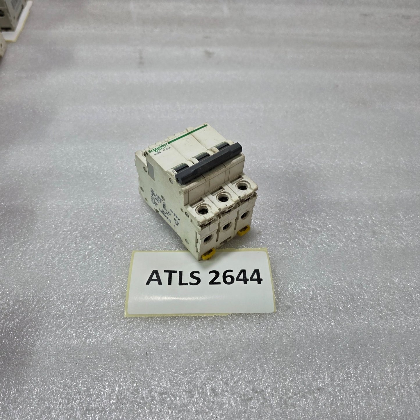 S ELECTRIC XC80 C32A 3P TRIPLE POLE 32A MINIATURE CIRCUIT BREAKER MCB 415V 15KA