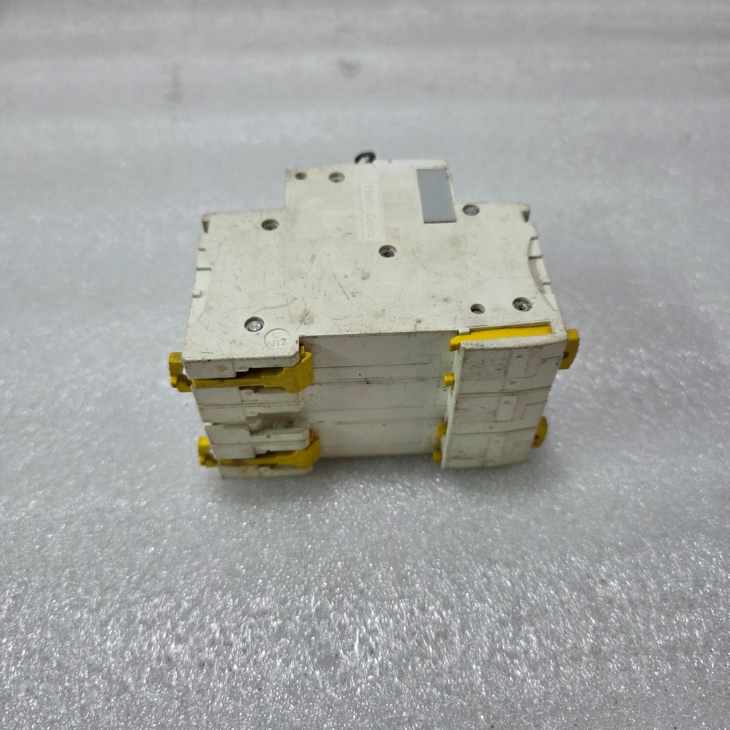 S ELECTRIC IC60N C6A 3P TRIPLE POLE 6A MINIATURE CIRCUIT BREAKER MCB 400V 6KA