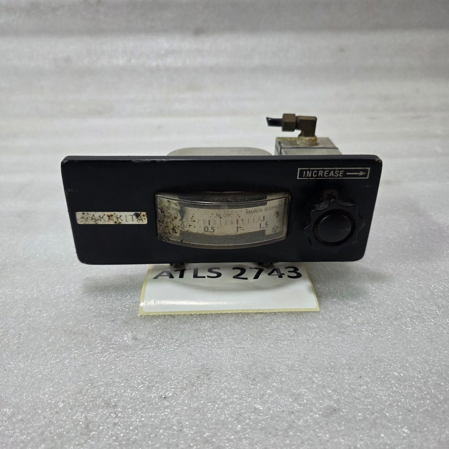 NAKAKITA SEISAKUSHO PNEUMATIC PRESSURE REGULATOR WITH GAUGE 0-1.5 KG/CM²