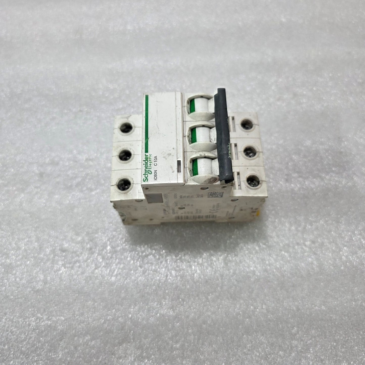 S ELECTRIC IC60N C10A 3P TRIPLE POLE 10A MINIATURE CIRCUIT BREAKER MCB 415V 6KA