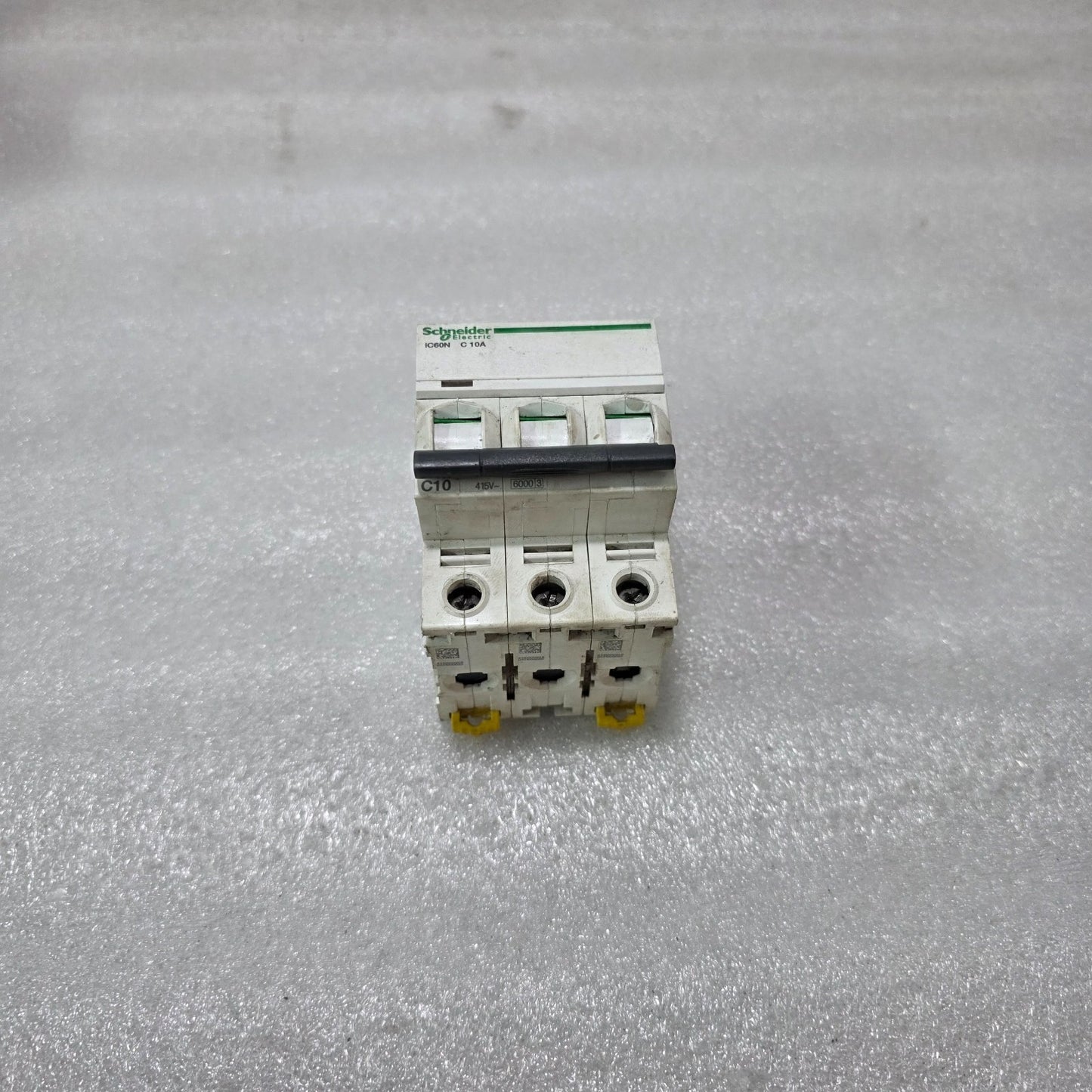 S ELECTRIC IC60N C10A 3P TRIPLE POLE 10A MINIATURE CIRCUIT BREAKER MCB 415V 6KA