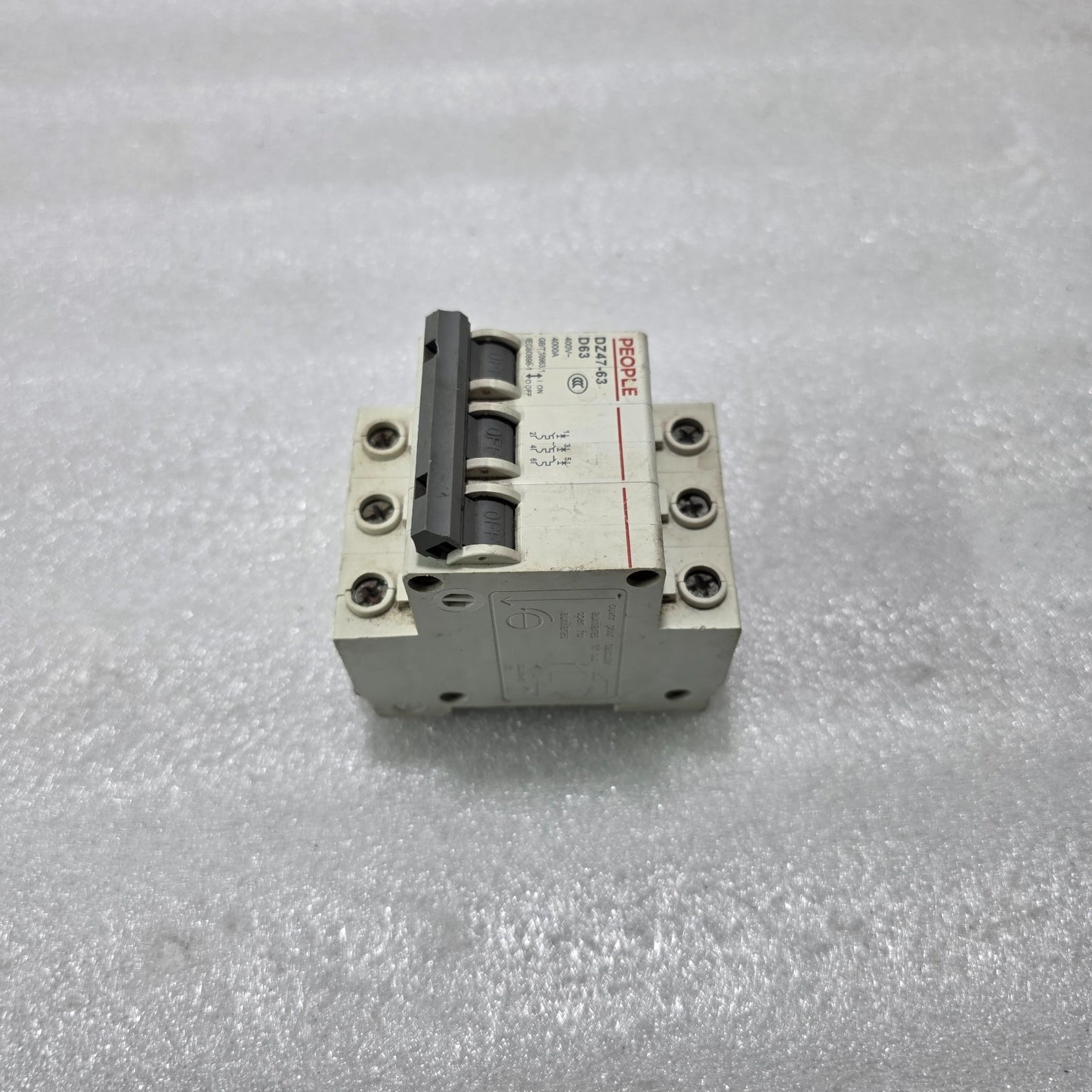 PEOPLE DZ47-63 D63 3P 63A TYPE D 400V 4KA MCB MINIATURE CIRCUIT BREAKER