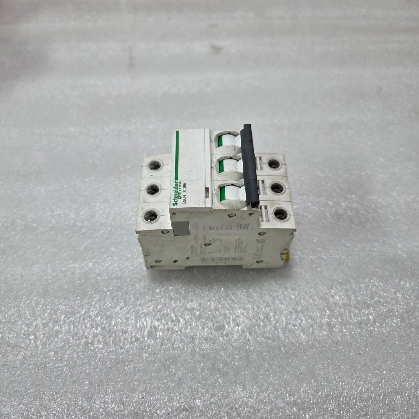 S ELECTRIC IC60N C10A 3P TRIPLE POLE 10A MINIATURE CIRCUIT BREAKER MCB 415V 6KA