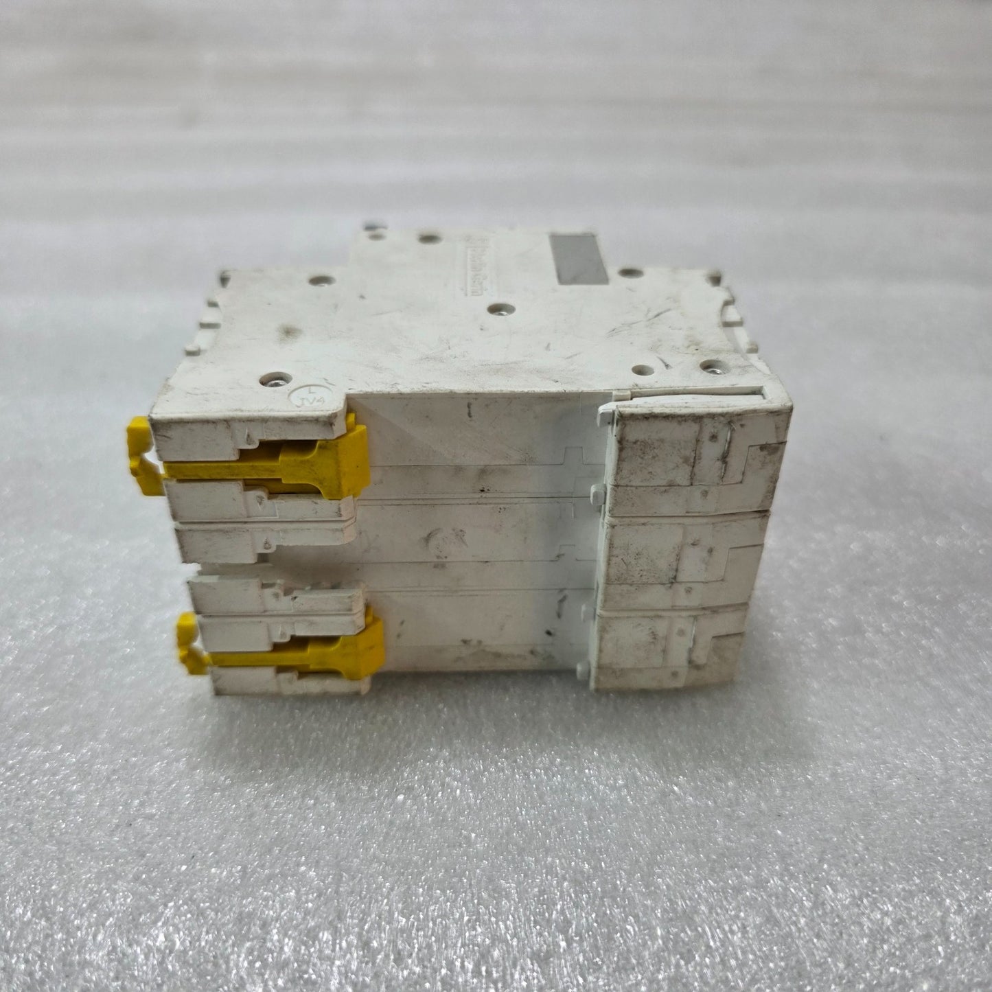 S ELECTRIC IC60N C10A 3P TRIPLE POLE 10A MINIATURE CIRCUIT BREAKER MCB 415V 6KA