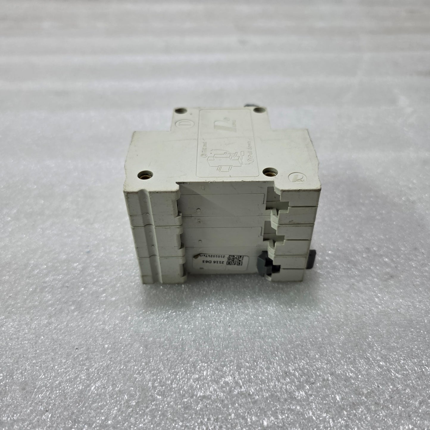 PEOPLE DZ47-63 D63 3P 63A TYPE D 400V 4KA MCB MINIATURE CIRCUIT BREAKER