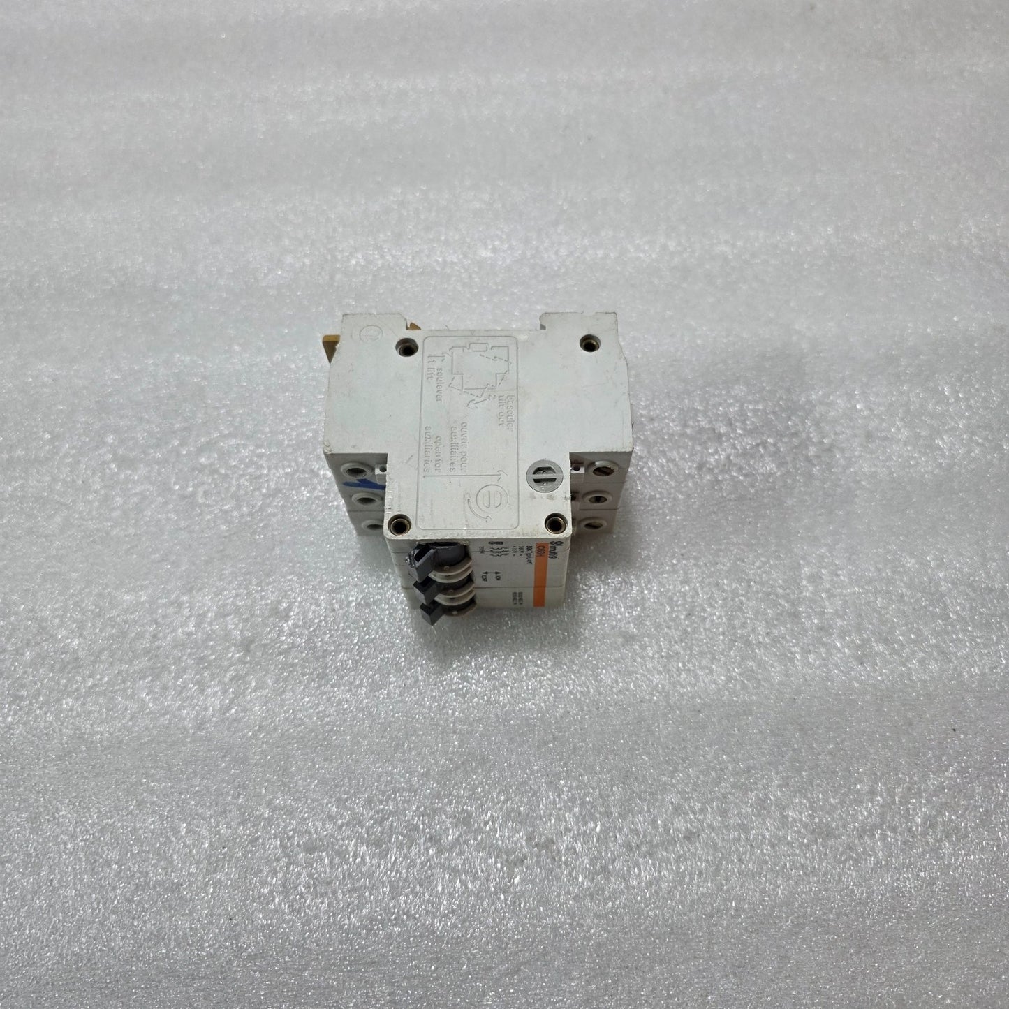 MERLIN GERIN MULTI9 C63H U50A 3P TRIPLE POLE 50A MINIATURE CIRCUIT BREAKER MCB 3