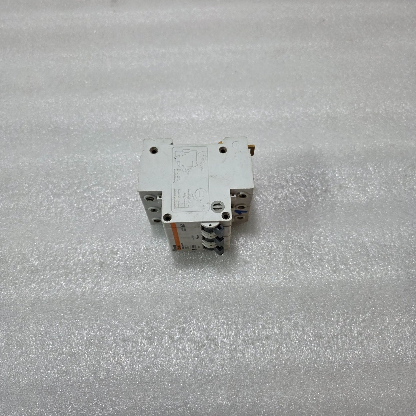 MERLIN GERIN MULTI9 C63H U50A 3P TRIPLE POLE 50A MINIATURE CIRCUIT BREAKER MCB 3