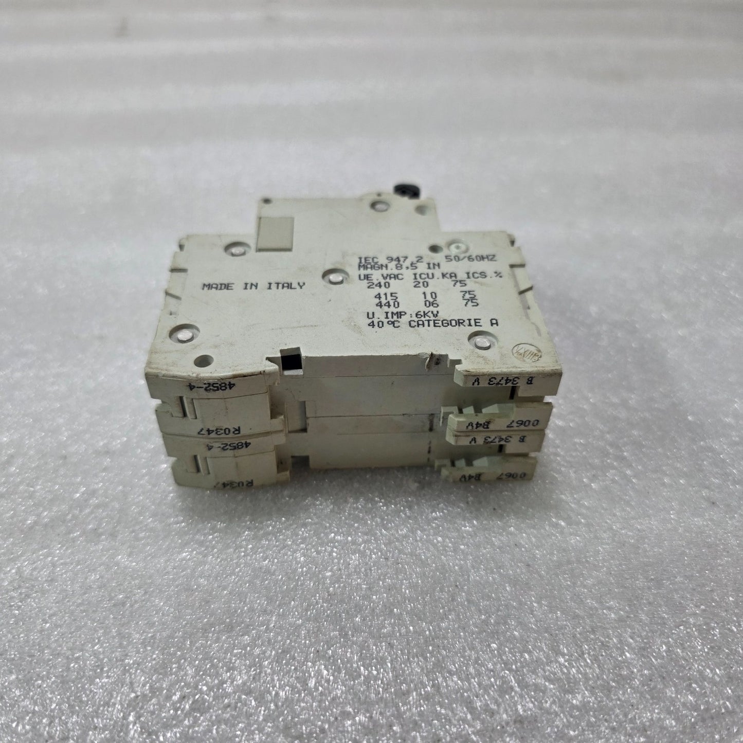 MERLIN GERIN MULTI9 C60N C10 2P DOUBLE POLE 10A MINIATURE CIRCUIT BREAKER MCB 40