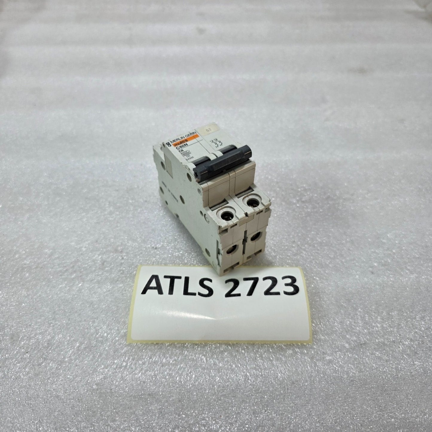 MERLIN GERIN MULTI9 C60N 2P 6A CURVE C 400V 6KA MCB CIRCUIT BREAKER