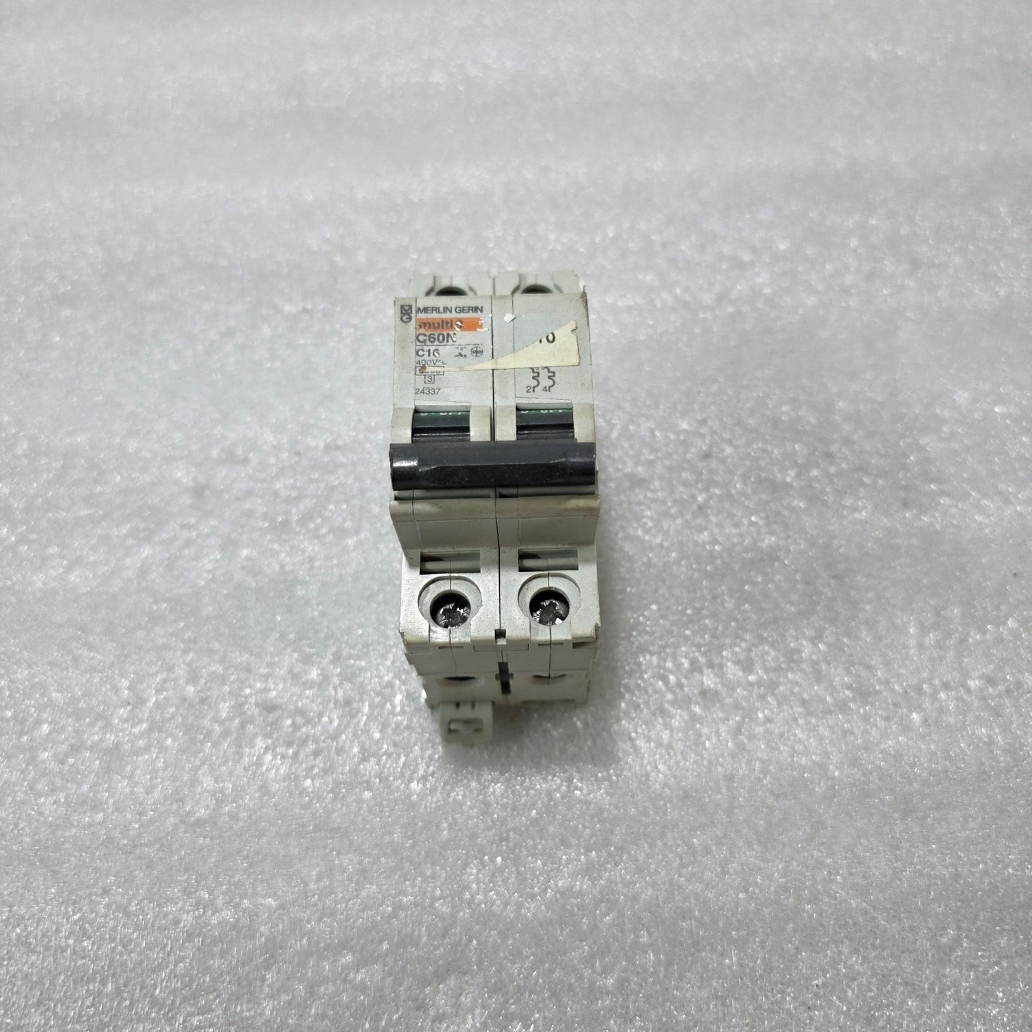 MERLIN GERIN MULTI9 C60N C10 2P DOUBLE POLE 10A MINIATURE CIRCUIT BREAKER 400V