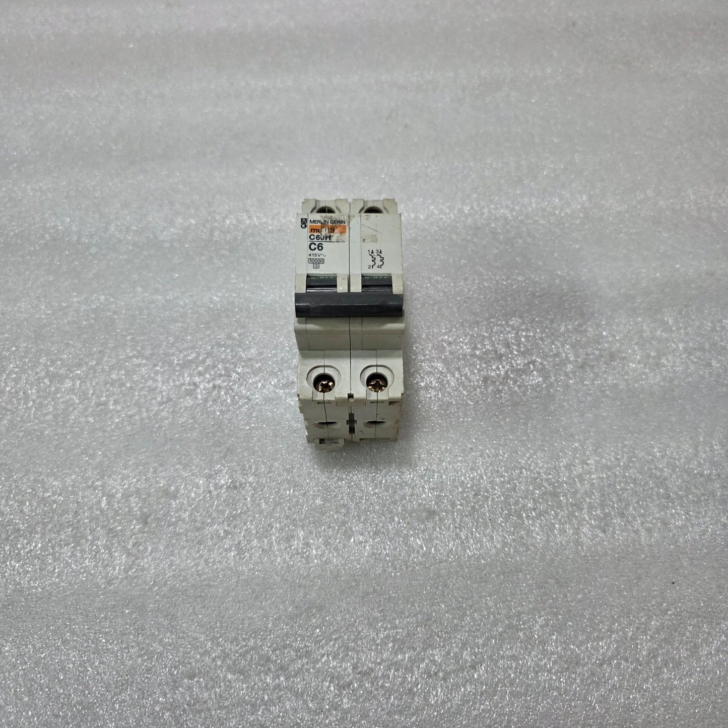 MERLIN GERIN MULTI9 C60H C6 2P DOUBLE POLE 6A MINIATURE CIRCUIT BREAKER MCB 415V