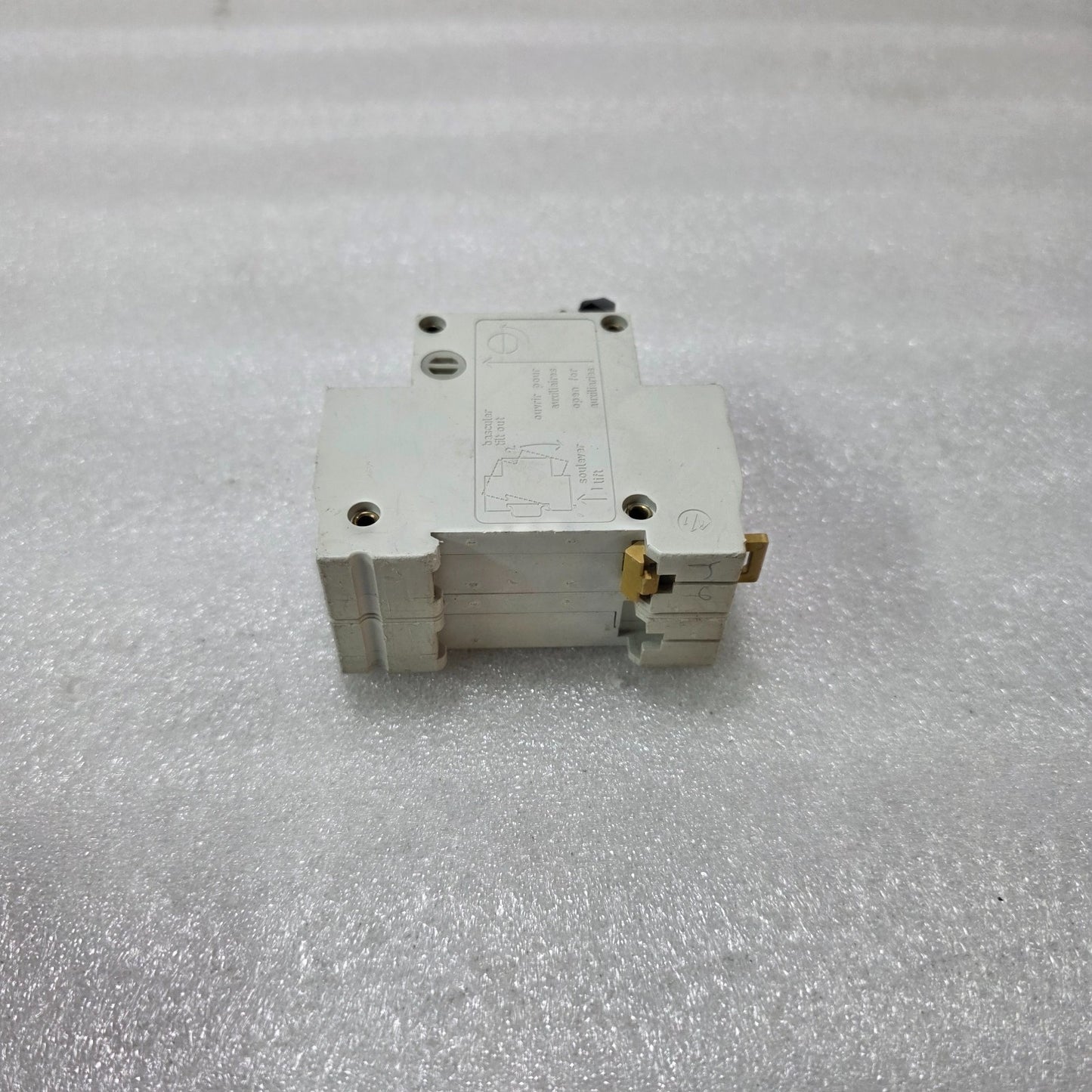 MERLIN GERIN MULTI9 C32H 2P DOUBLE POLE 10A MINIATURE CIRCUIT BREAKER MCB 380/41