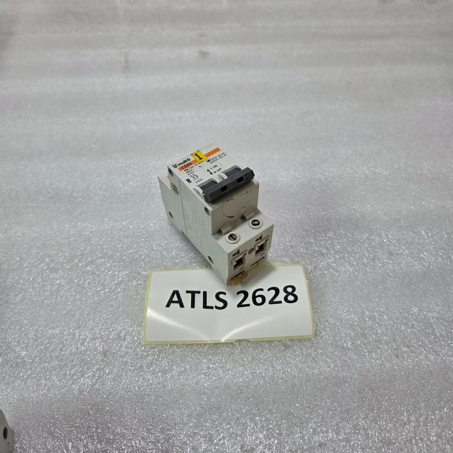 MERLIN GERIN MULTI9 C32H 2P DOUBLE POLE 10A MINIATURE CIRCUIT BREAKER MCB 380/41