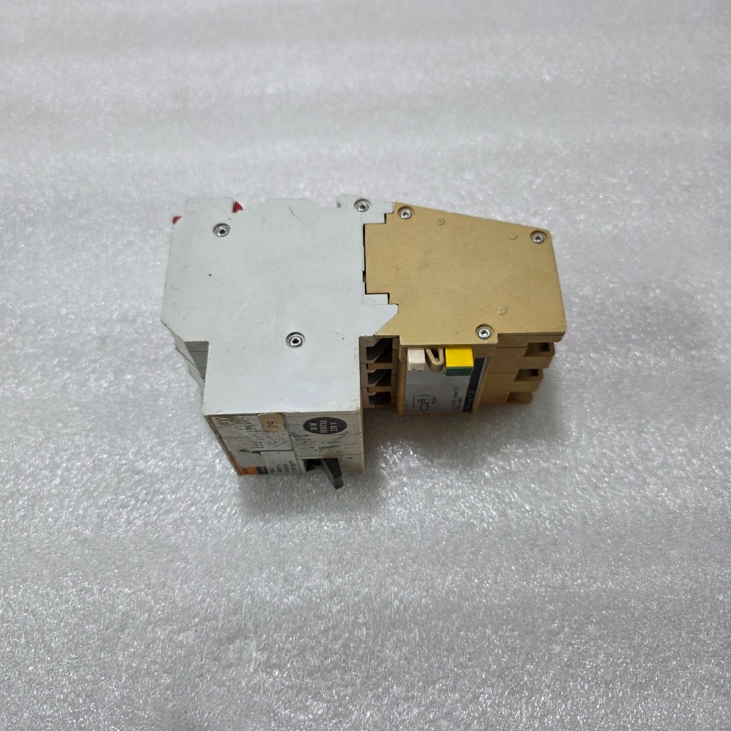 MERLIN GERIN COMPACT C63120 3P 10A MCB WITH BLOC VIGI F32 30MA RCD BLOCK 380V 6K