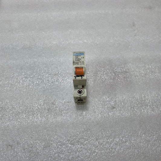 HYUNDAI HIBD63 1P 32A CURVE C 230/400V 6KA MCB CIRCUIT BREAKER