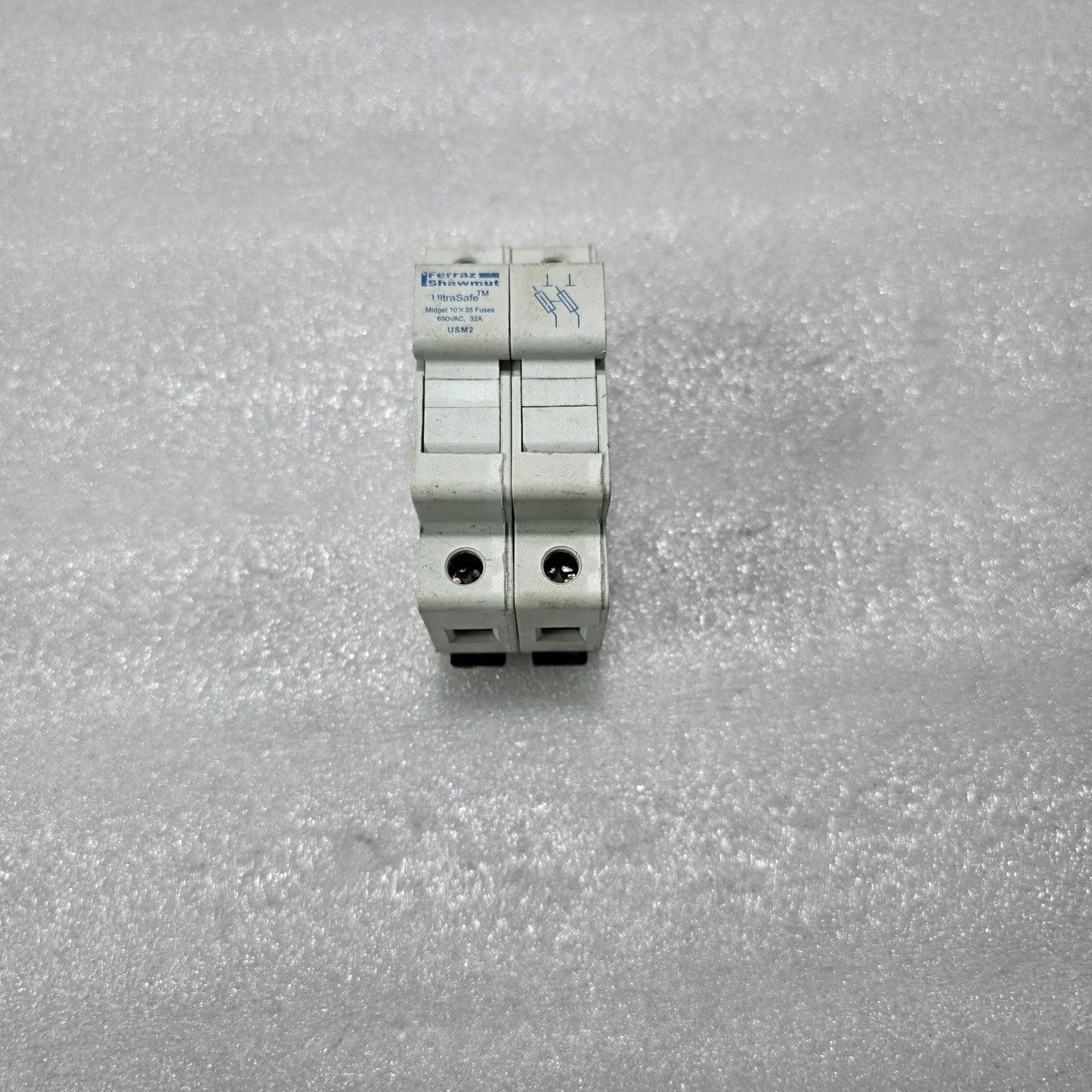 FERRAZ SHAWMUT ULTRASAFE USM2 2P 32A 690V 10X38MM FUSE HOLDER