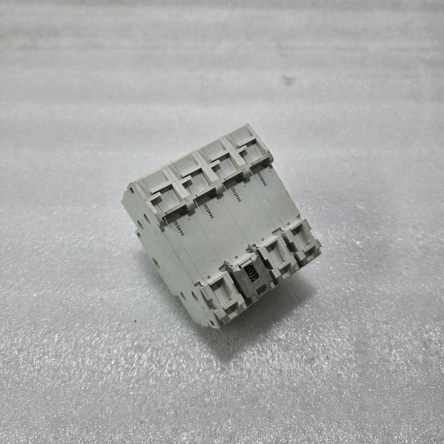 HAGER SF419G 8P 40A 400V 50HZ MODULAR SWITCH DISCONNECTOR ISOLATOR
