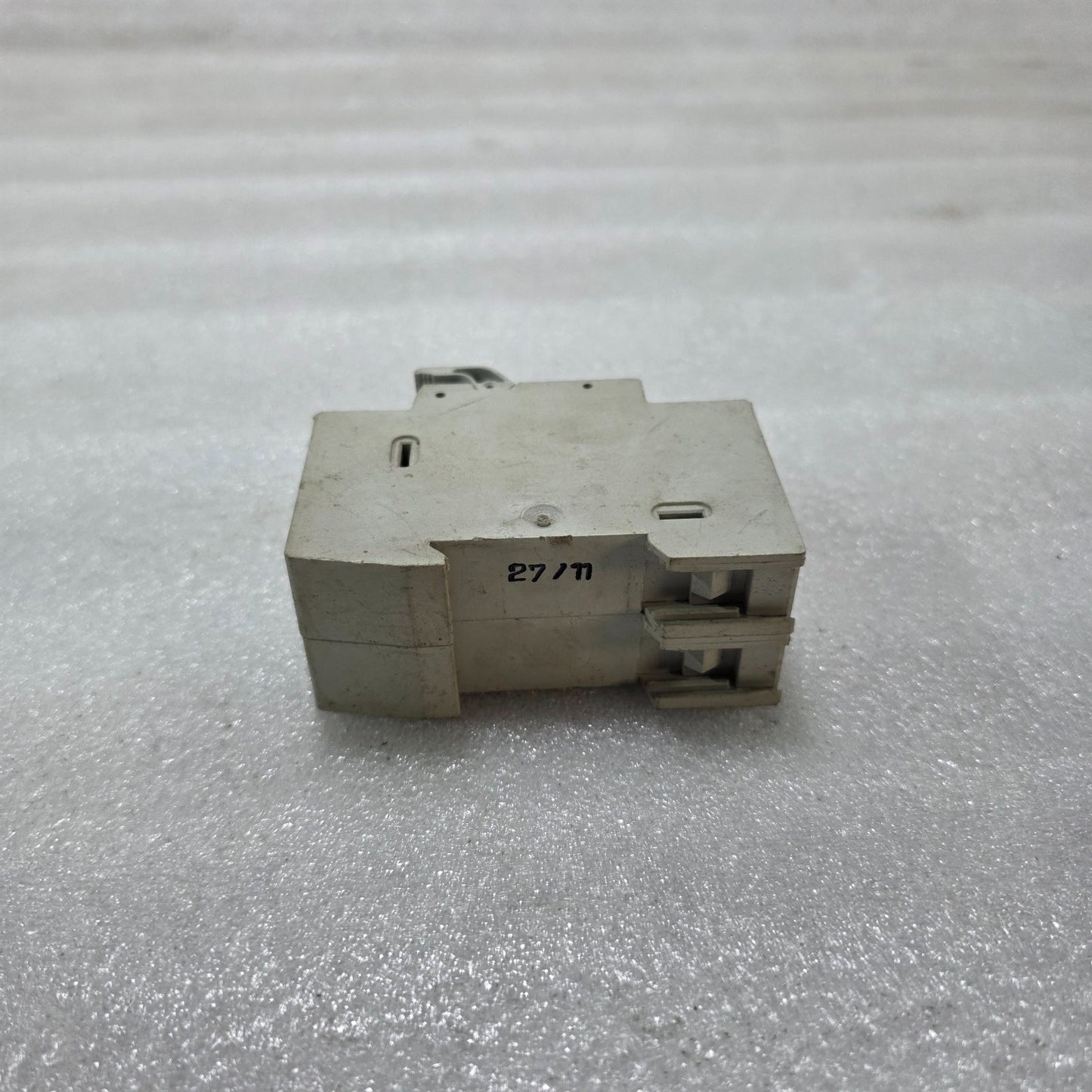 FERRAZ SHAWMUT MODULO R CMS102 2P 32A 690V 10X38MM DIN RAIL FUSE HOLDER