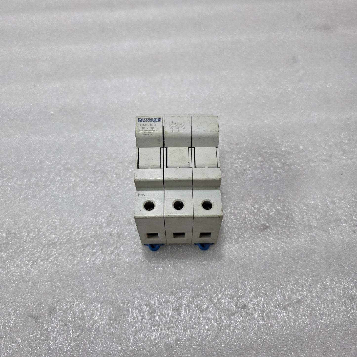 FERRAZ SHAWMUT MODULO R CMS103 3P 32A 690V 10X38MM DIN RAIL FUSE HOLDER