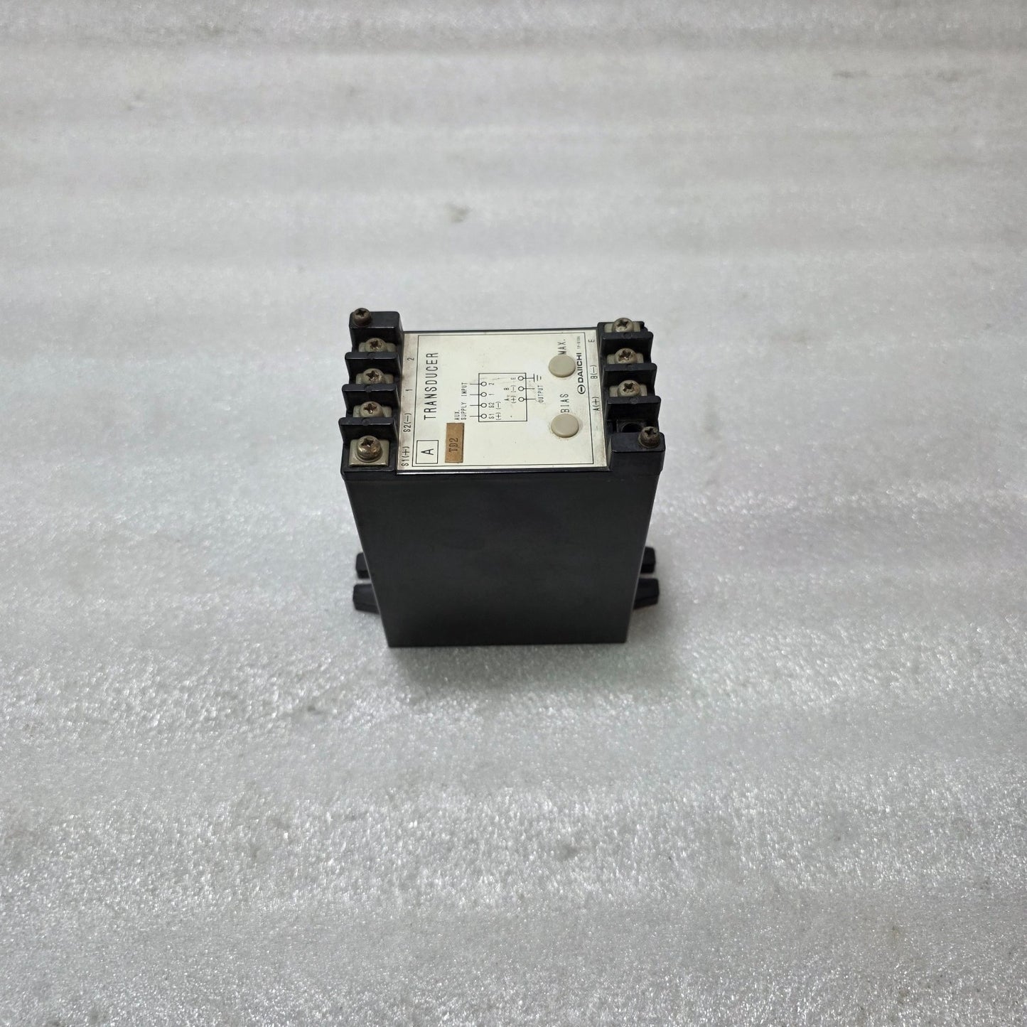 DAIICHI ATT2-82A CURRENT TRANSDUCER AC 0-10A INPUT DC 4-20MA OUTPUT