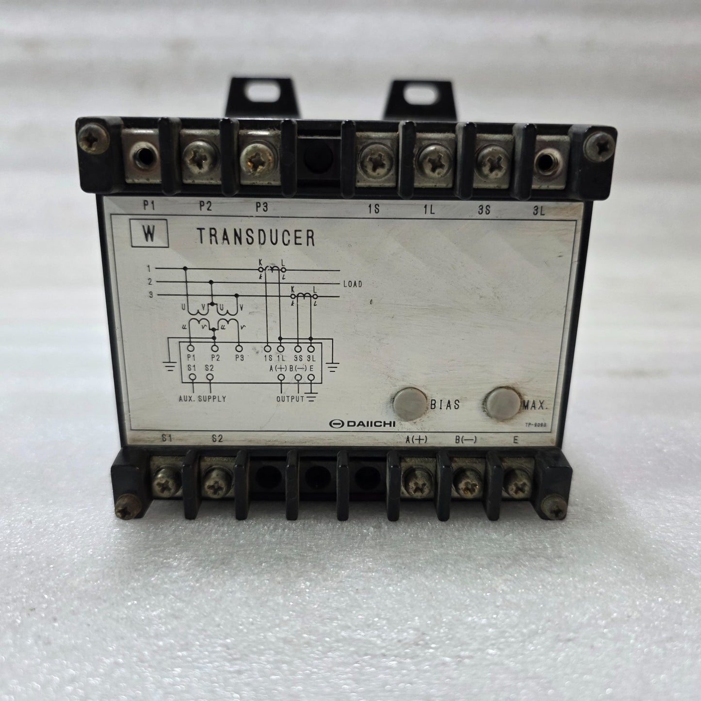 DAIICHI WTT2-83A-33 THREE PHASE WATT TRANSDUCER 0-500KW 4-20MA 440V PT 1000/5A C