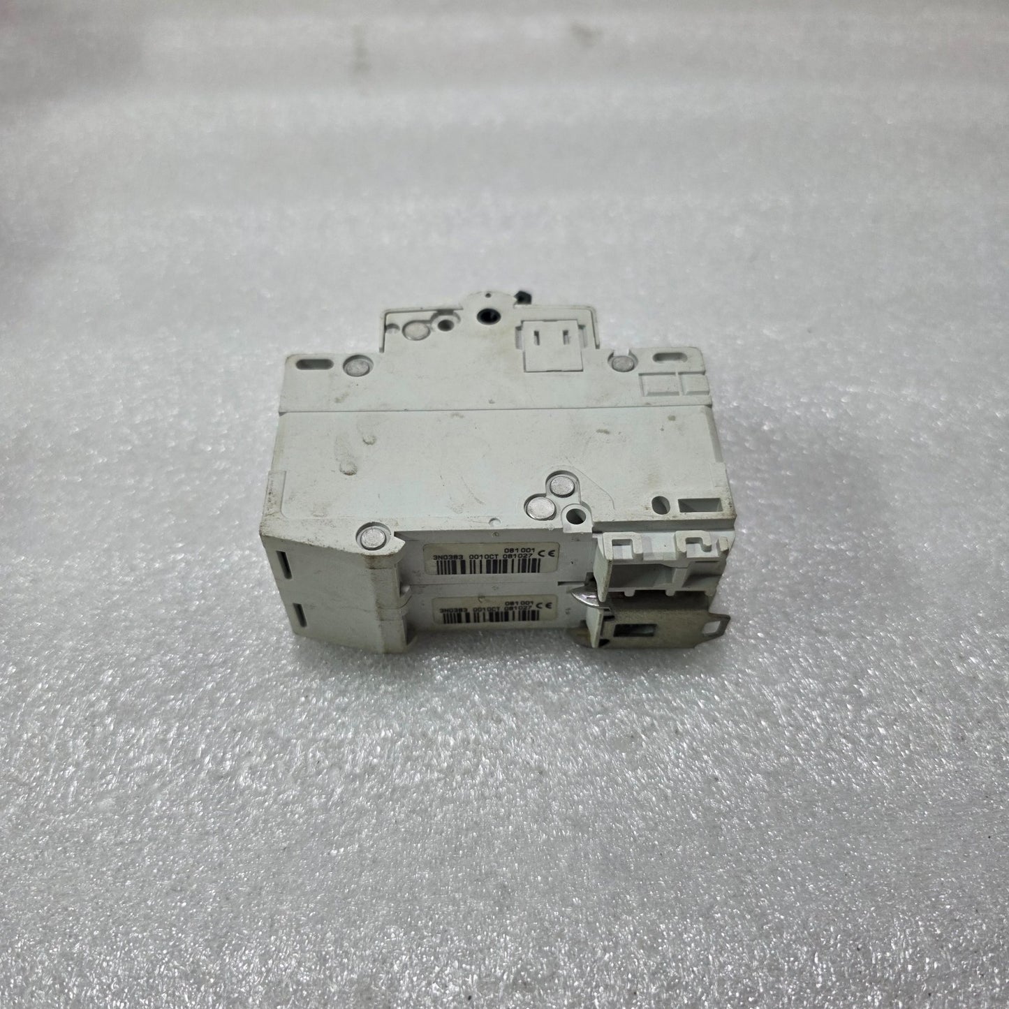 ELETROMAR WMN2C10 2P 10A TYPE C 6KA MINIATURE CIRCUIT BREAKER